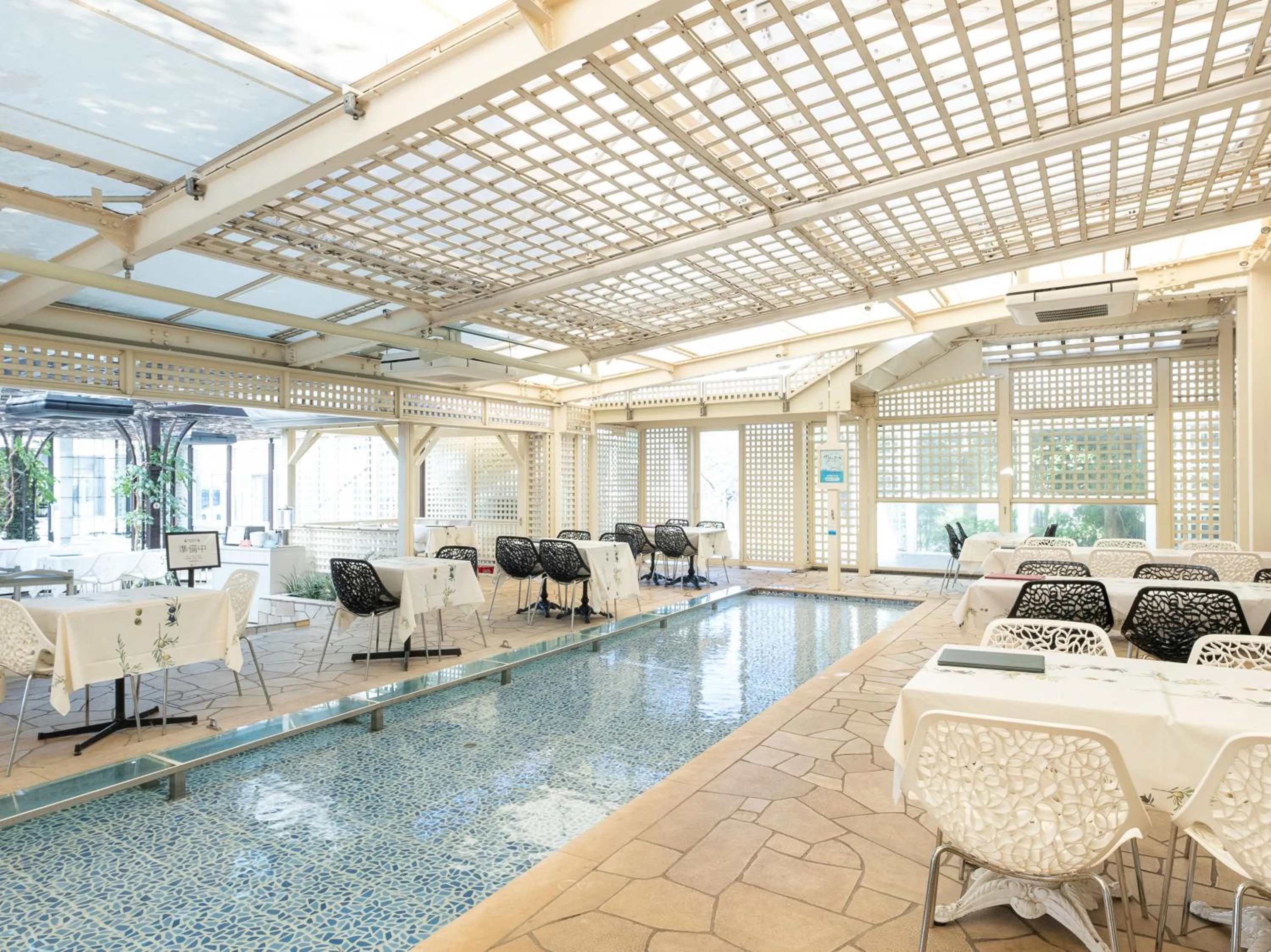 Restaurant/places to eat in Koyaru-no-sato Doggys Island