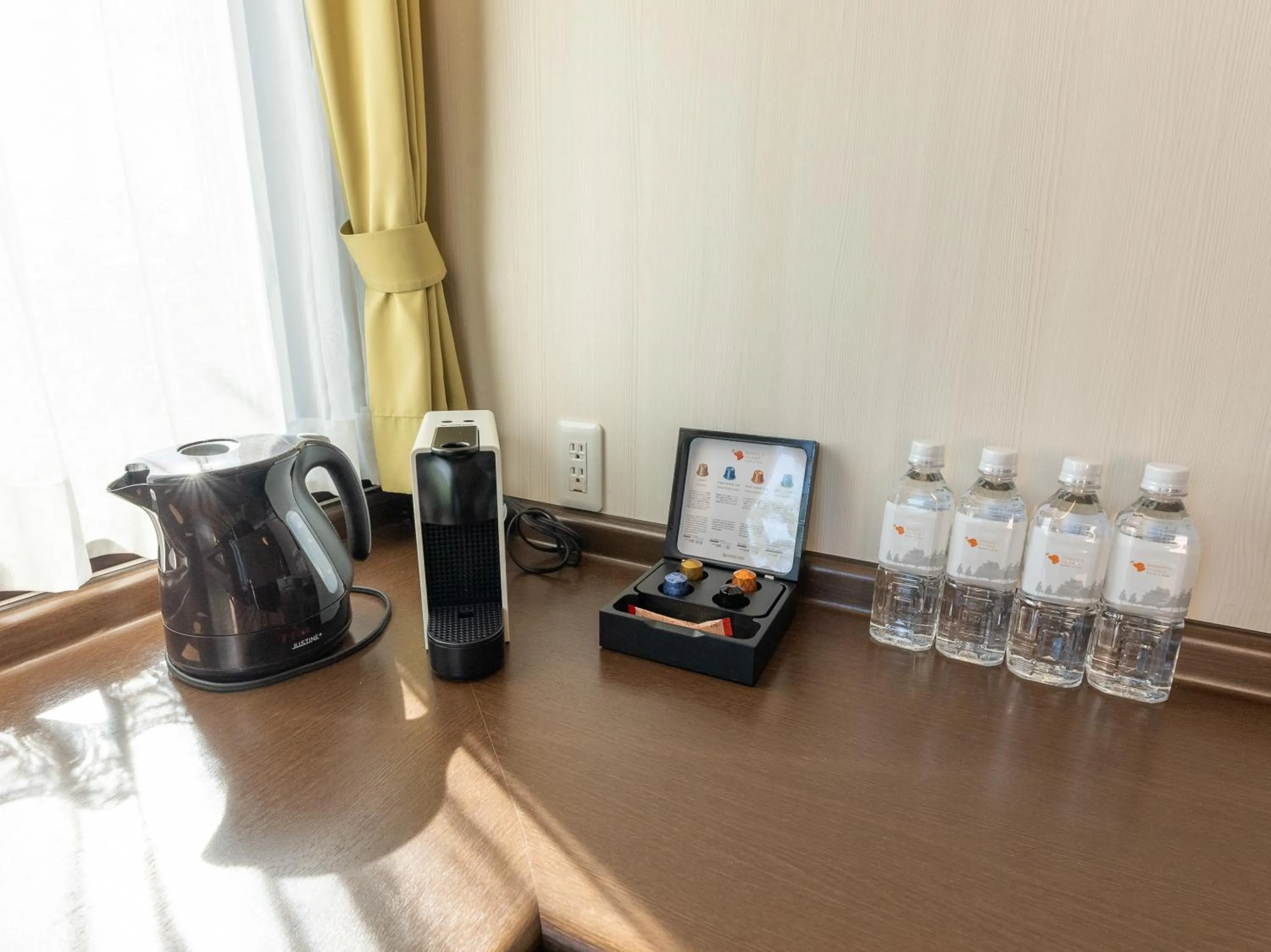 Coffee/tea facilities in Koyaru-no-sato Doggys Island