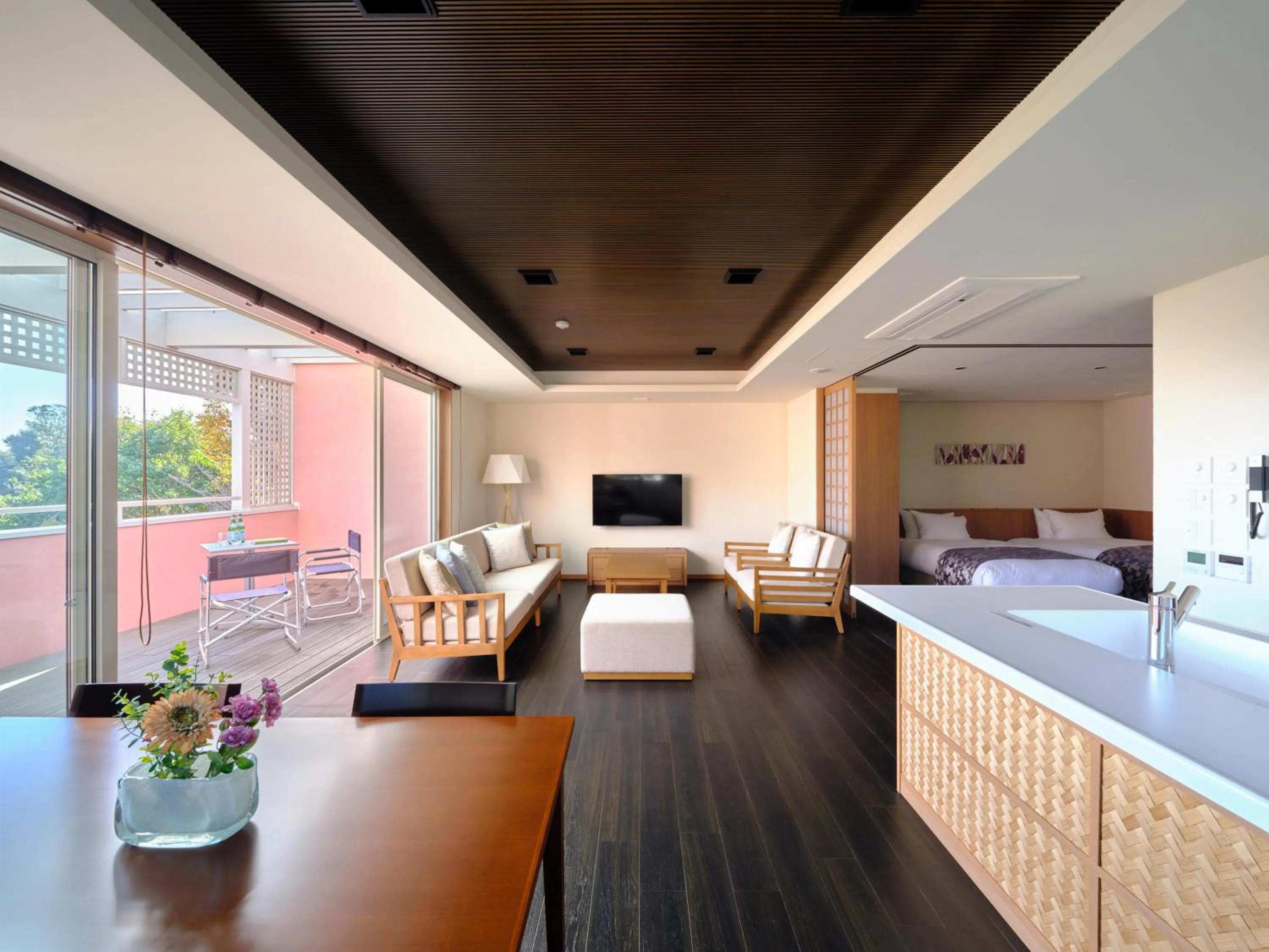 TV and multimedia, Bed in Koyaru-no-sato Doggys Island