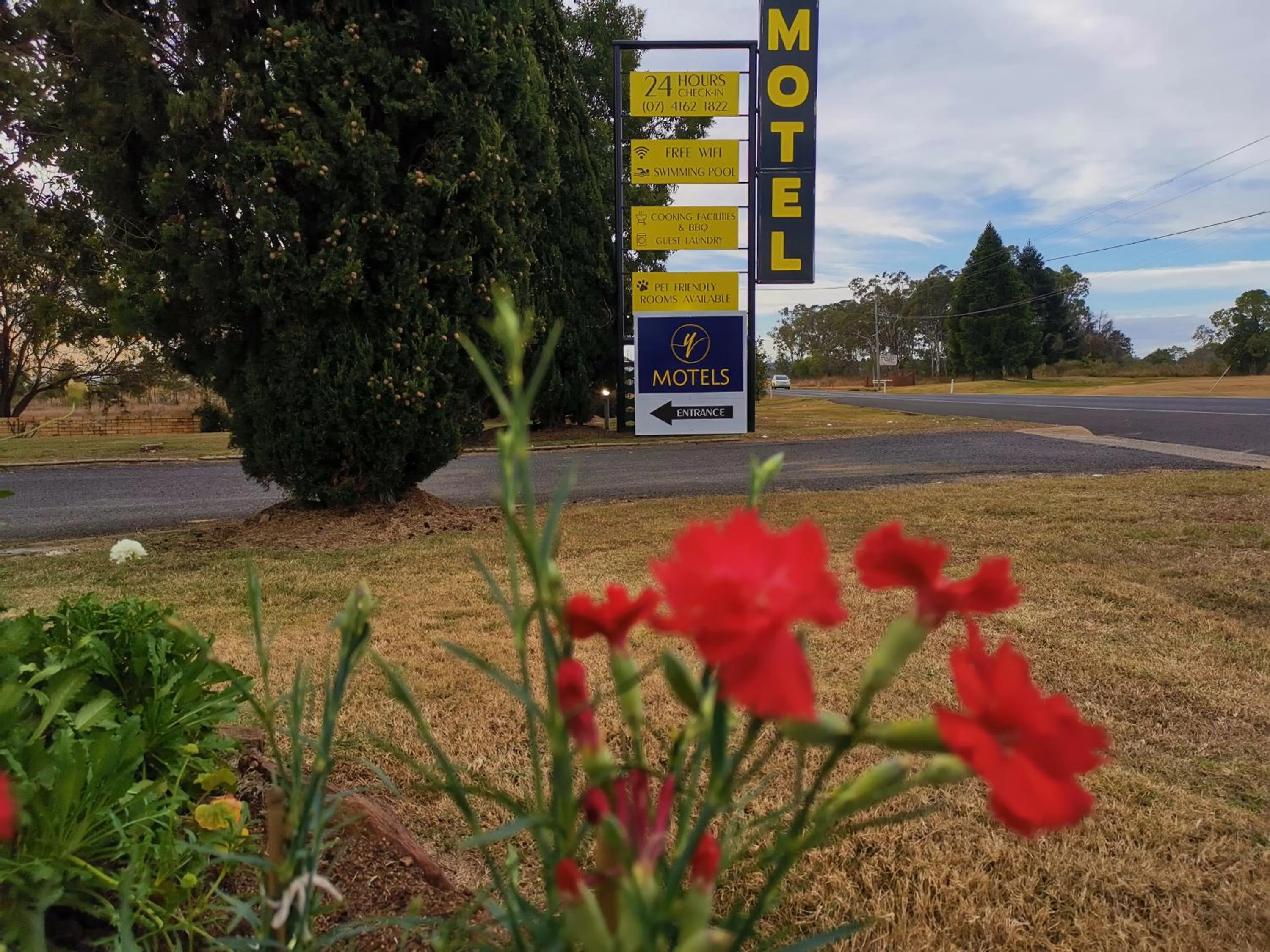 Y Motels Kingaroy