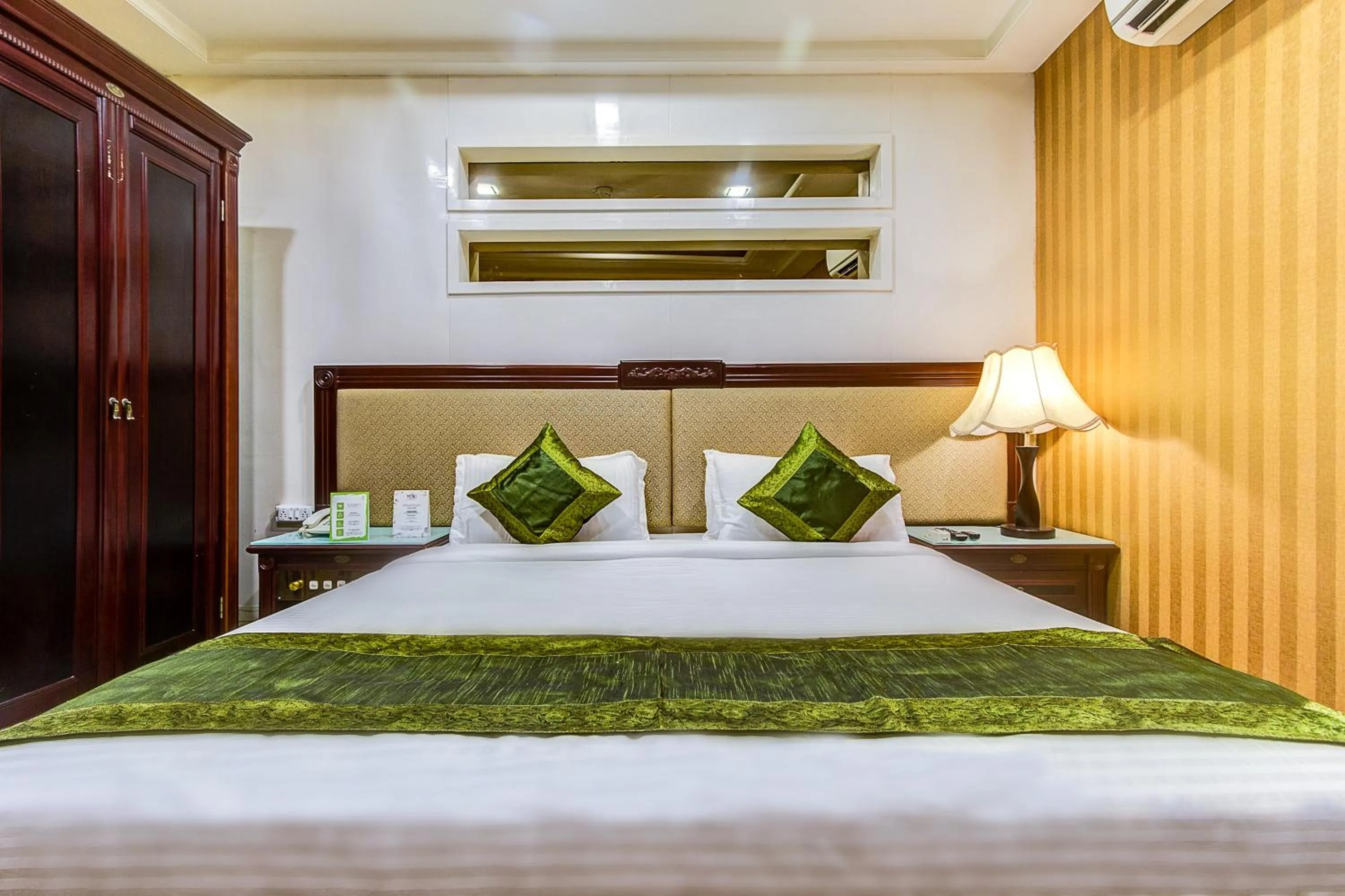 Bed in Treebo Shivani