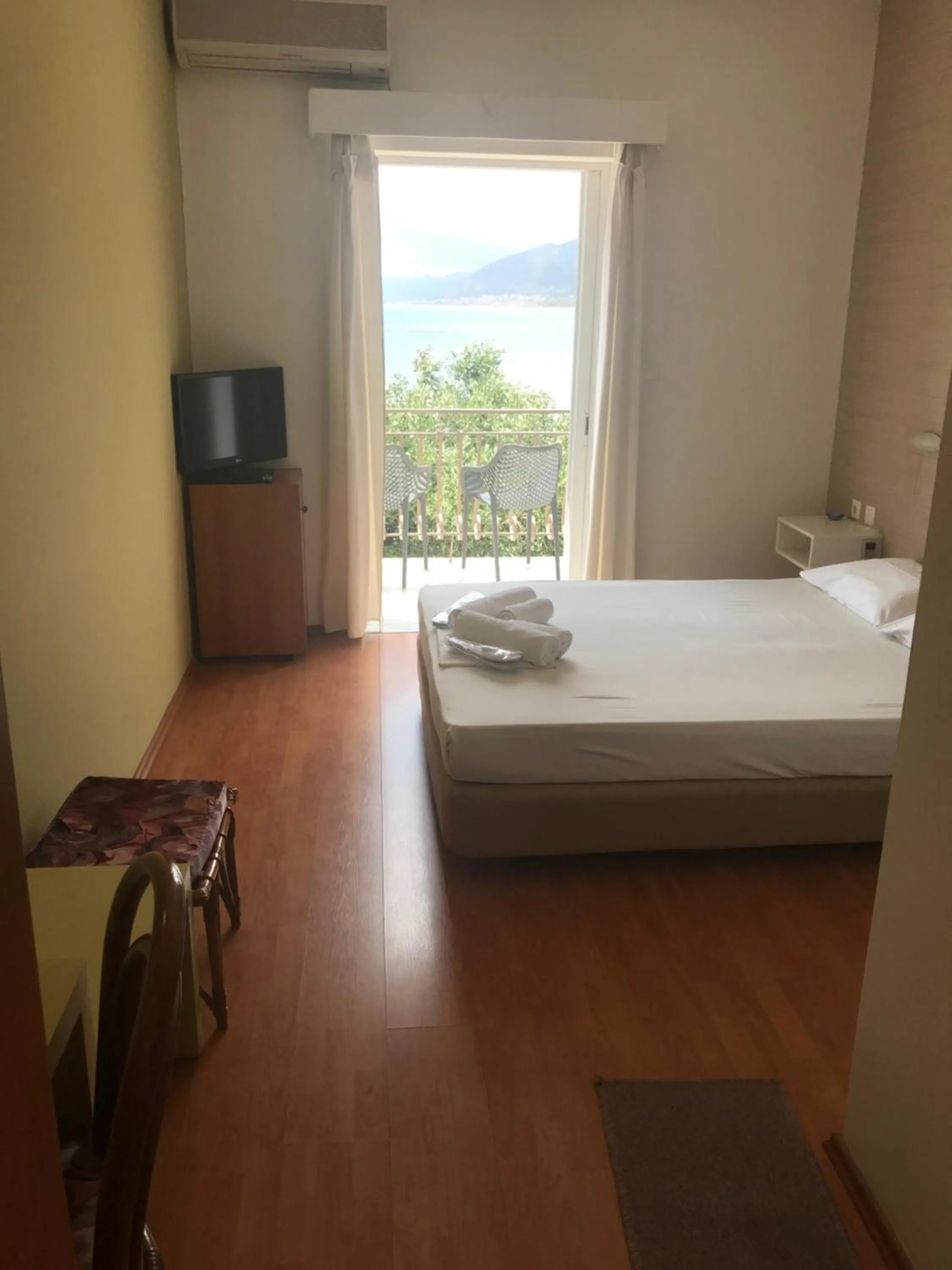 Bedroom, Bed in Annema Hotel and Restaurant