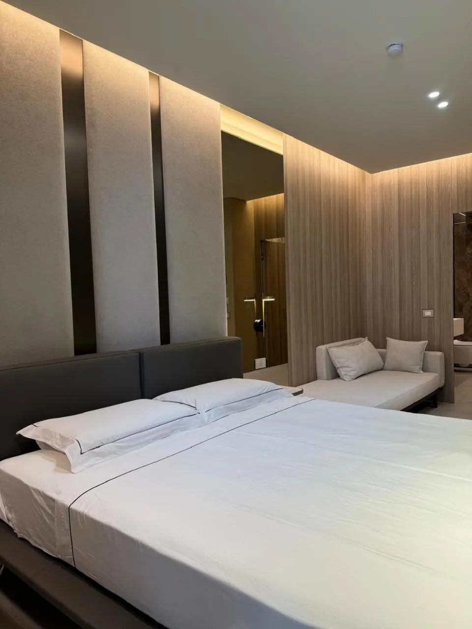 Bed in Hotel Miramare