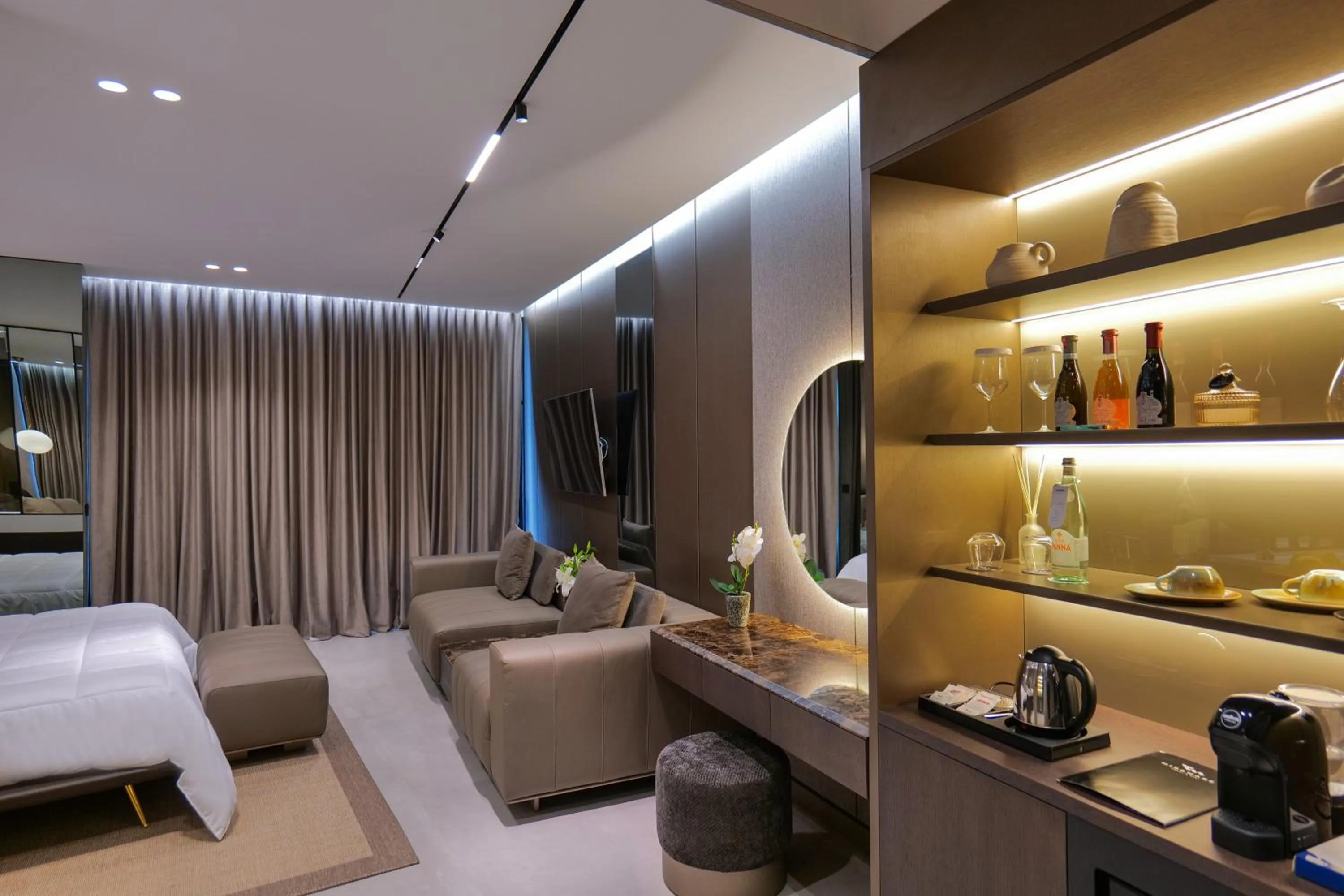 Bed in Hotel Miramare