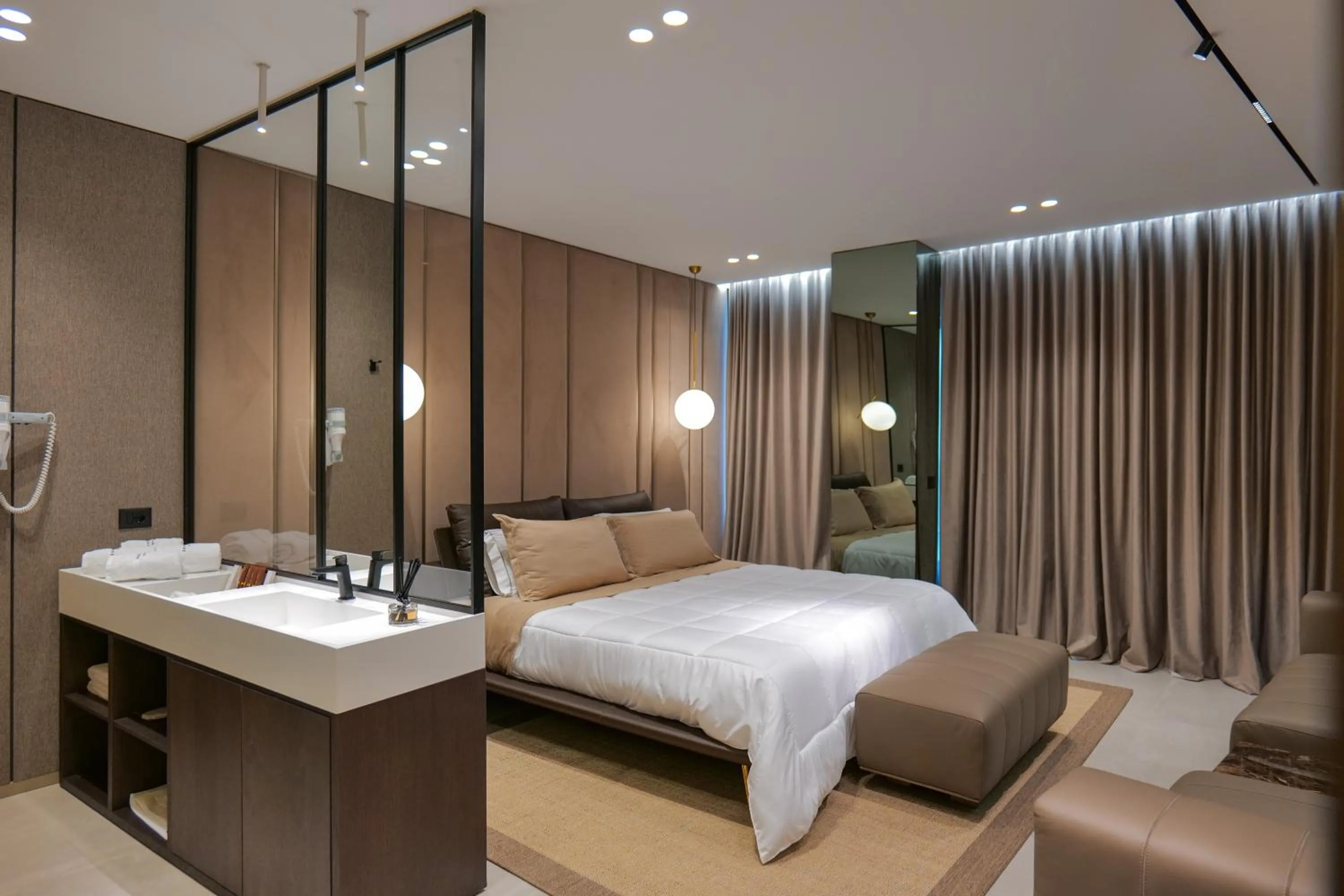 Bed in Hotel Miramare