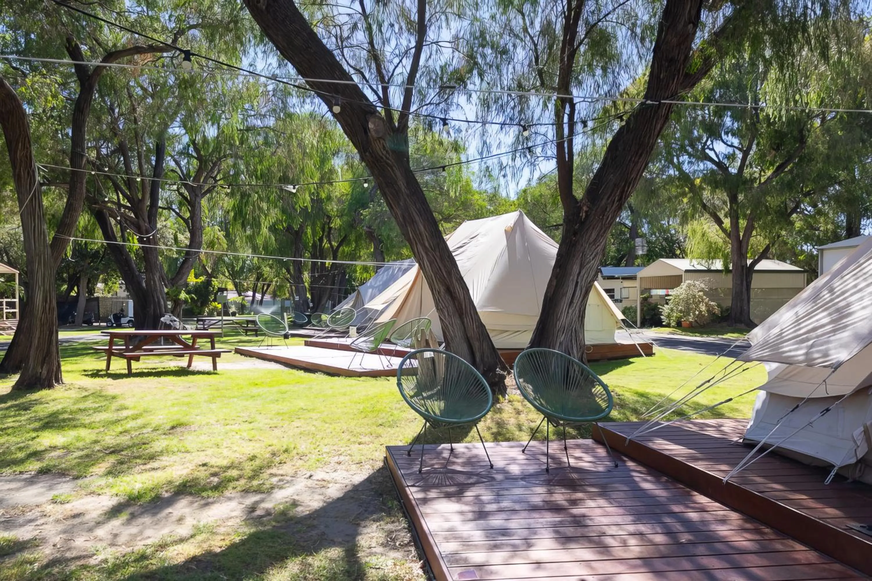Bed in Busselton Villas and Glamping Village