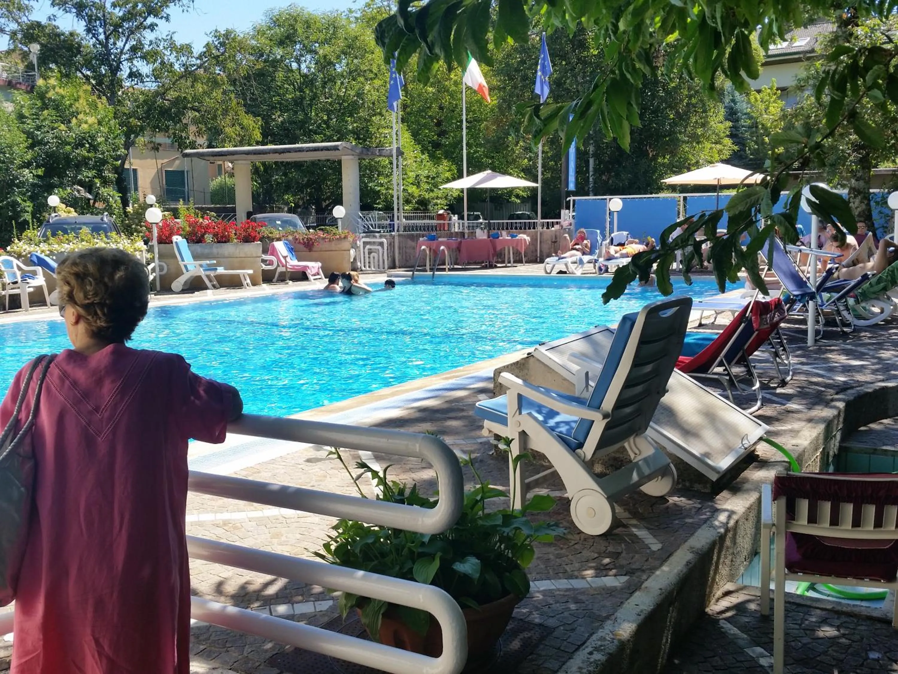 Garden in Mondial Park Hotel