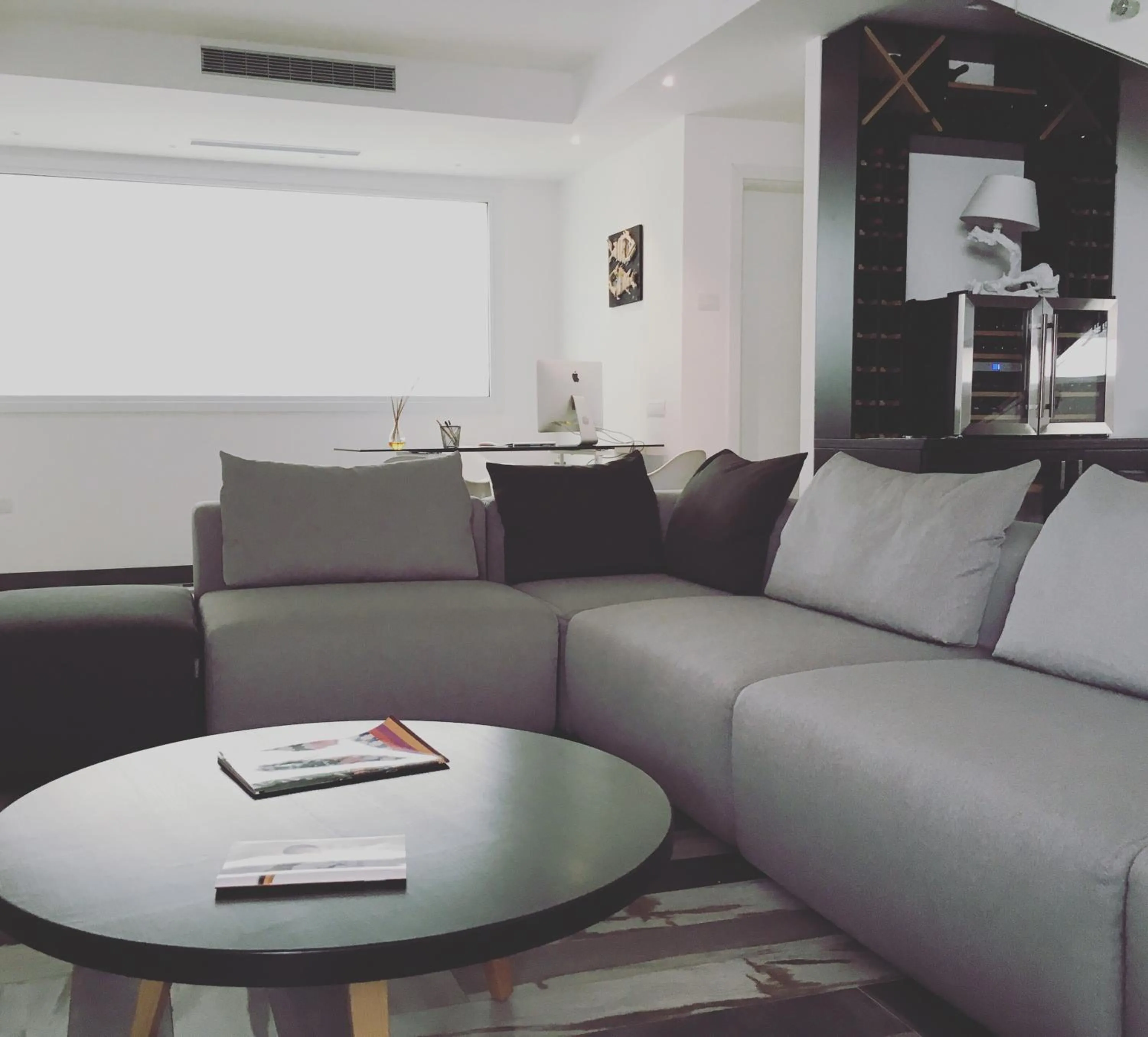 Communal lounge/ TV room in Residenza RoMa