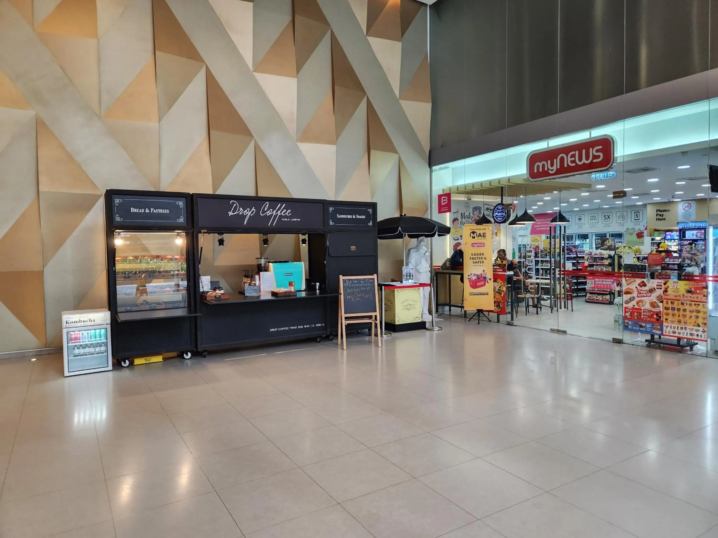 Summer Suites Studios