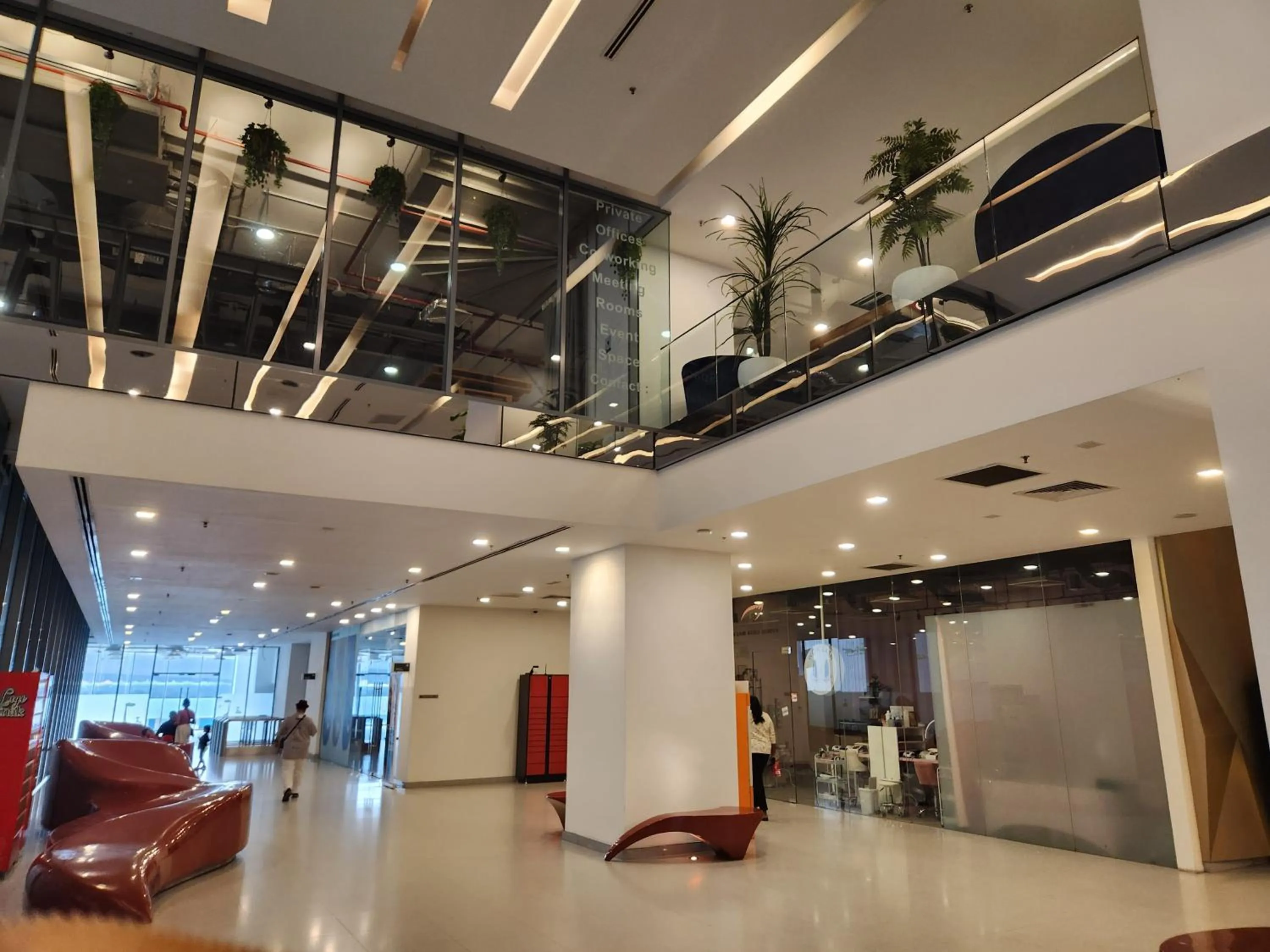 Summer Suites Studios