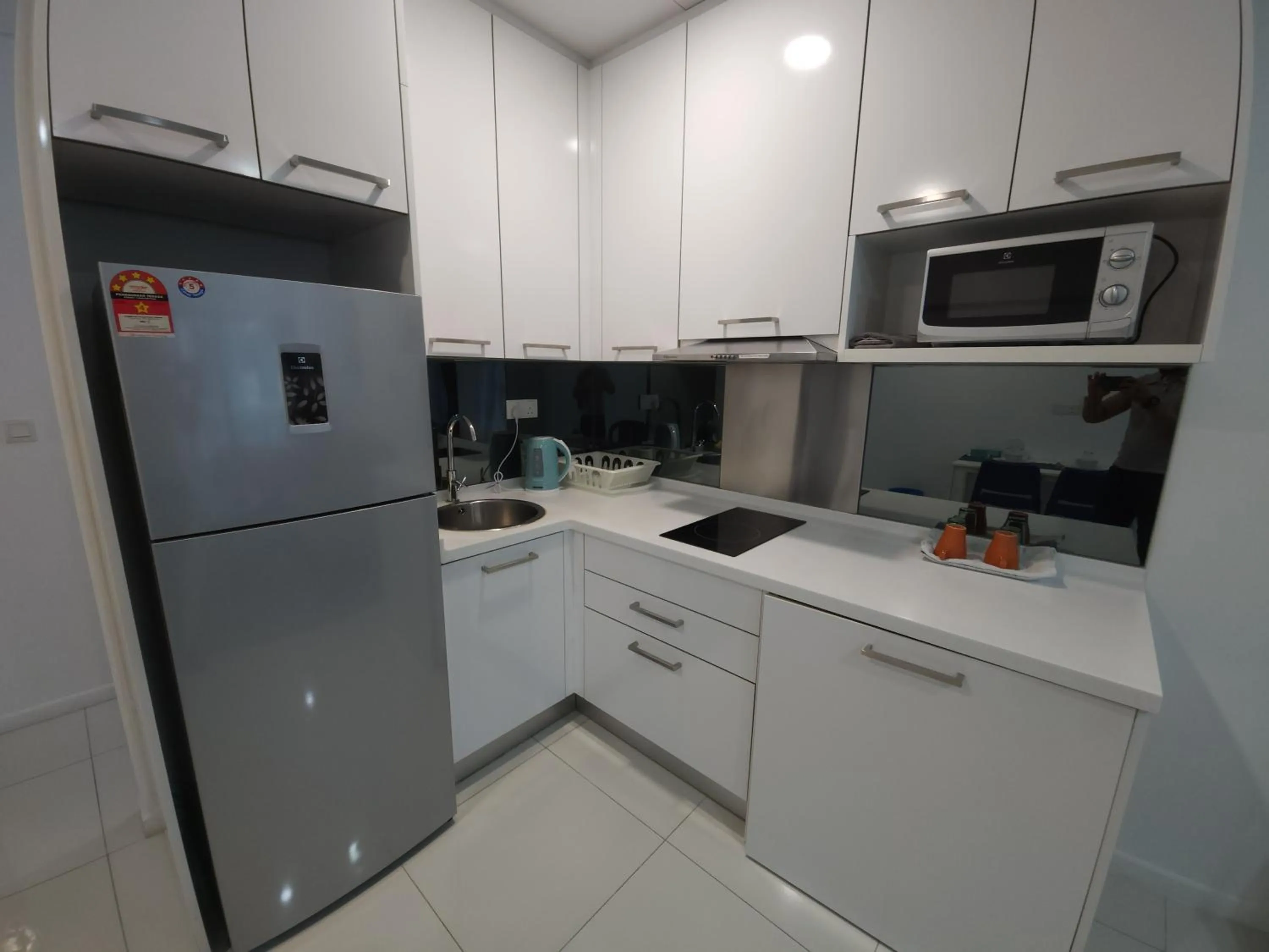 Summer Suites Studios