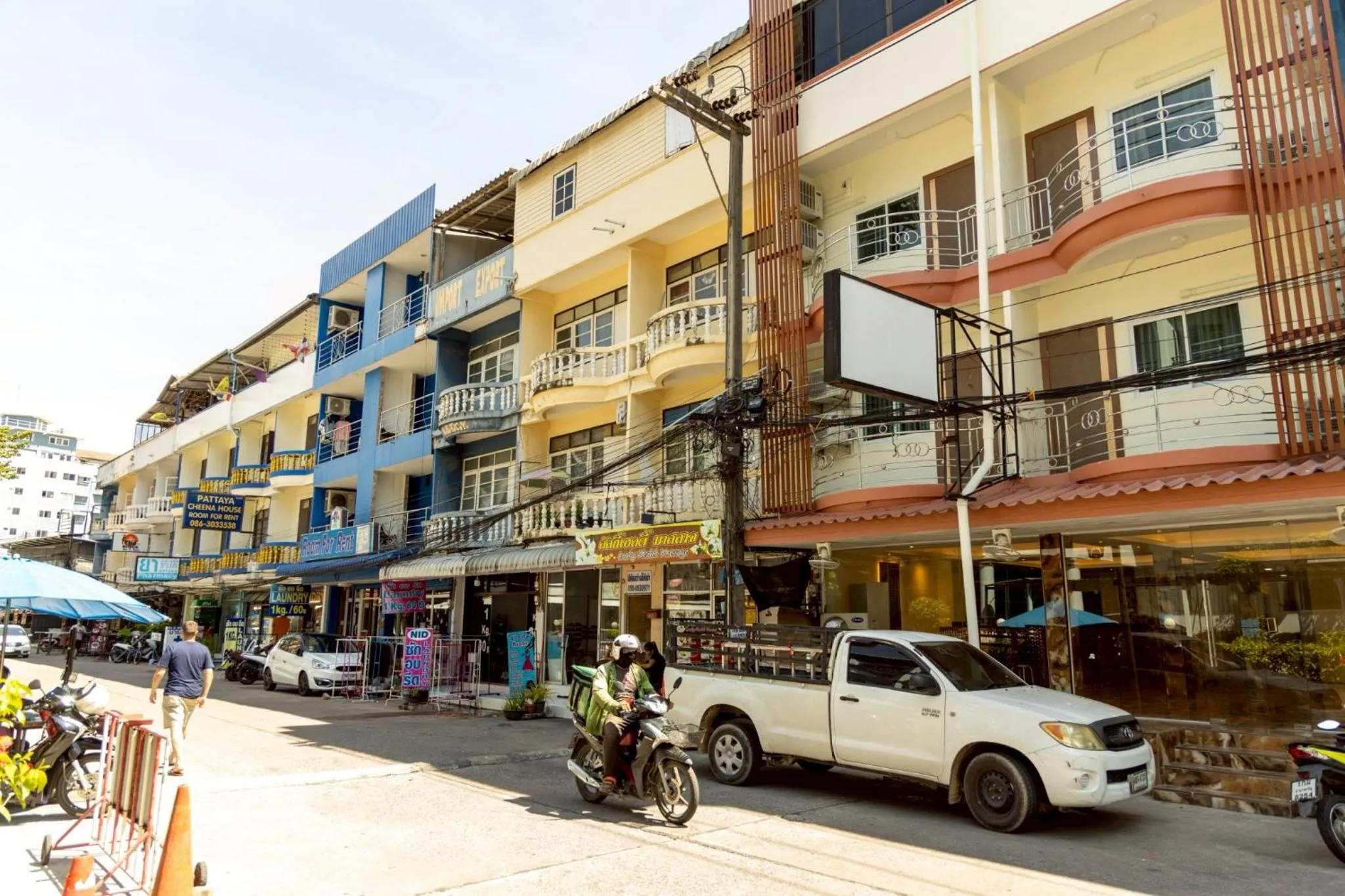 Property building in Sea Inn Pattaya