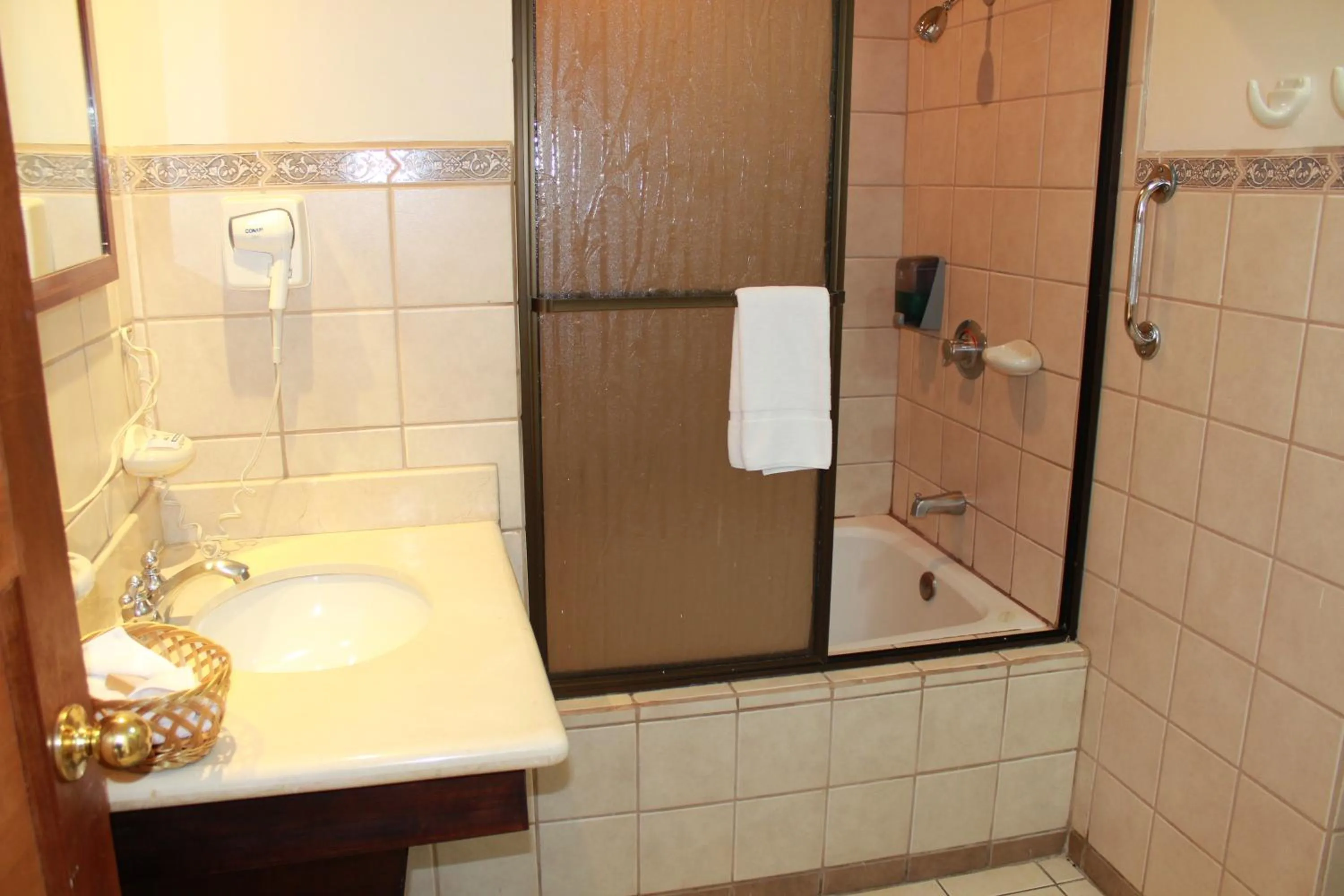 Bedroom in Sportsmens Lodge - Gentlemen's Club