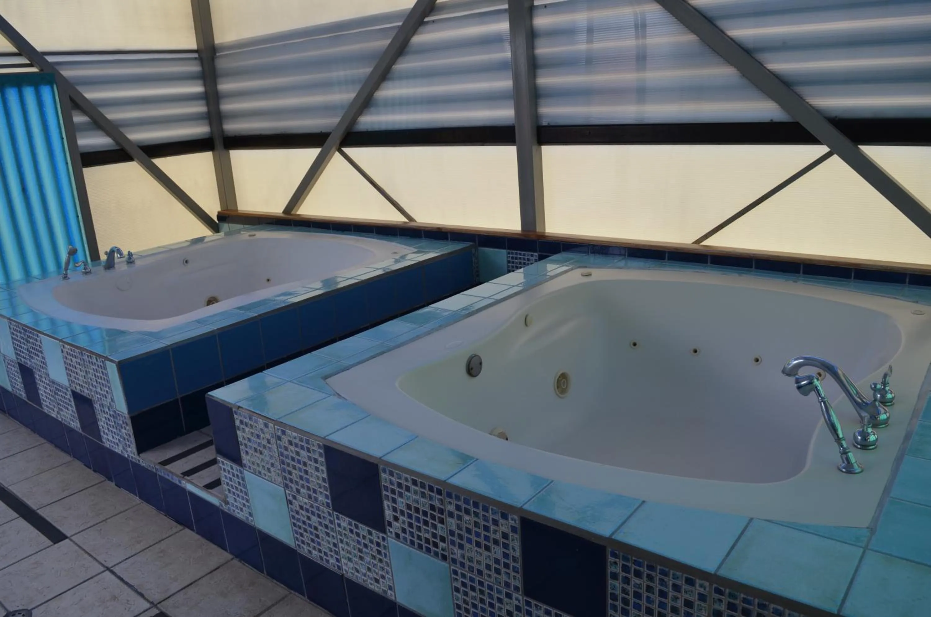 Hot Tub in Sportsmens Lodge - Gentlemen's Club