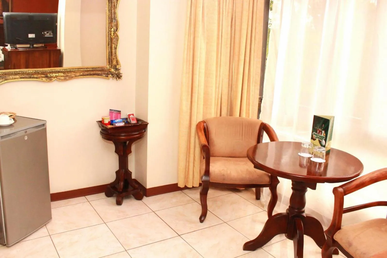 Seating area in Sportsmens Lodge - Gentlemen's Club