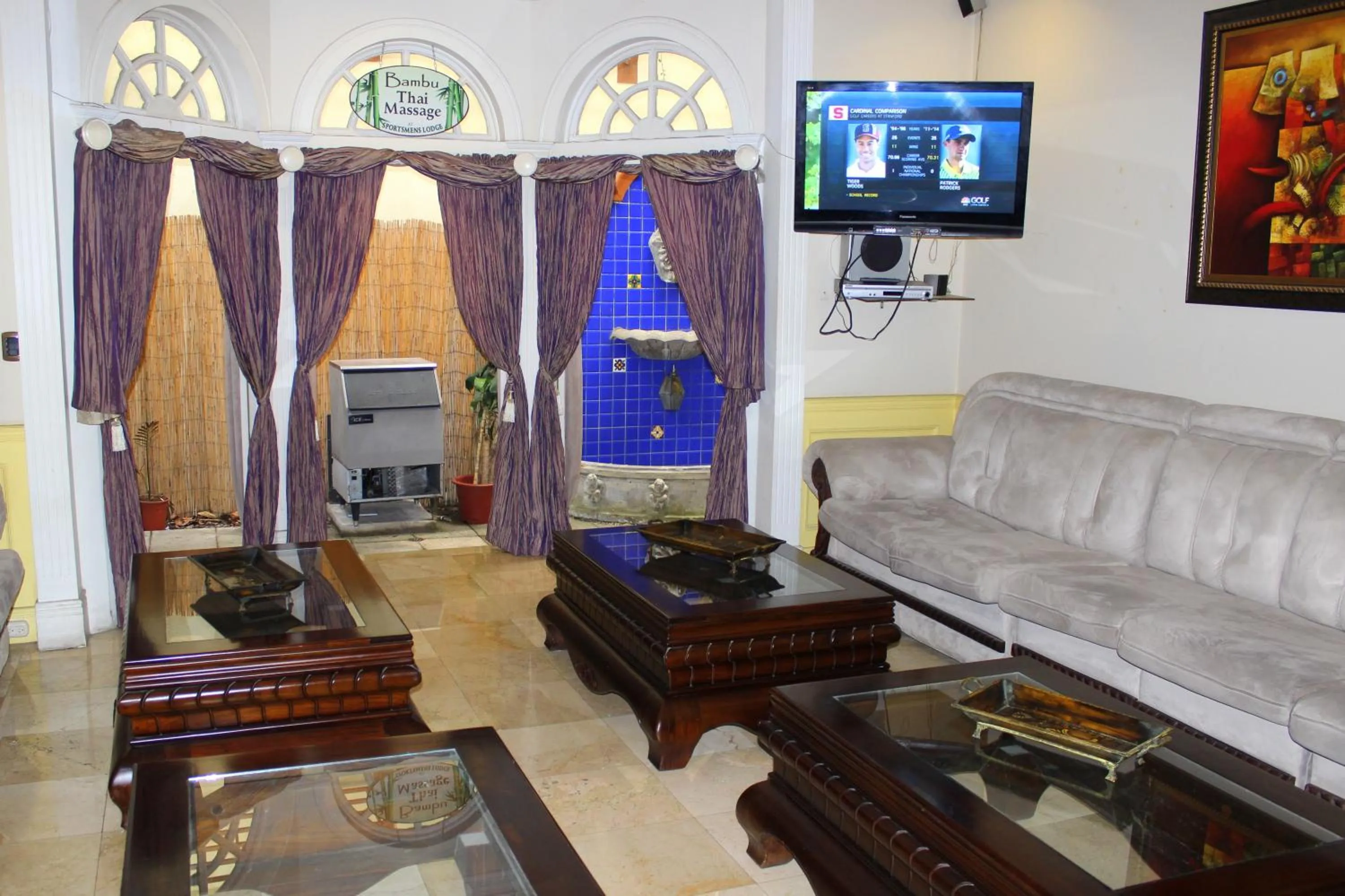 Lounge or bar in Sportsmens Lodge - Gentlemen's Club