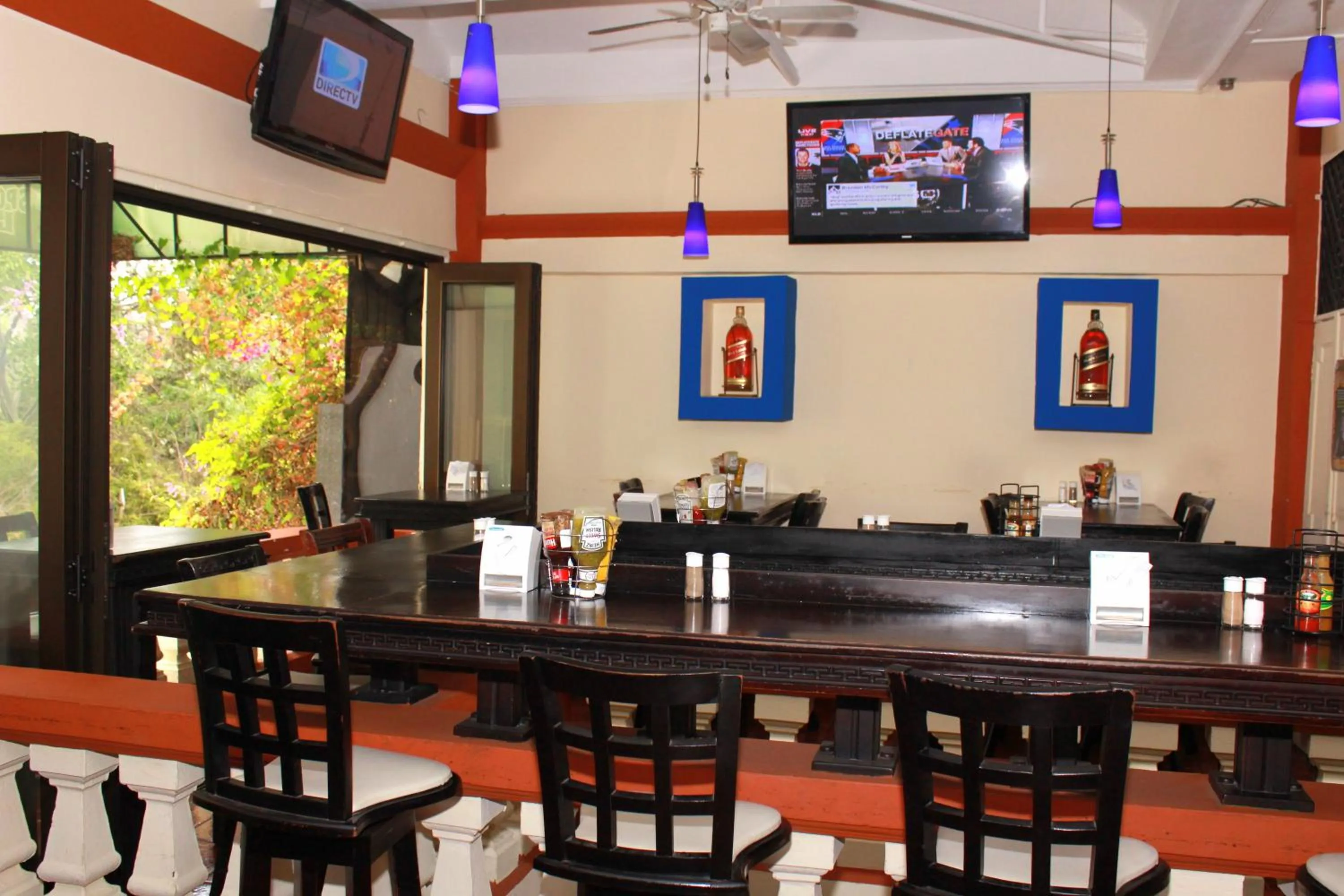 Lounge or bar in Sportsmens Lodge - Gentlemen's Club