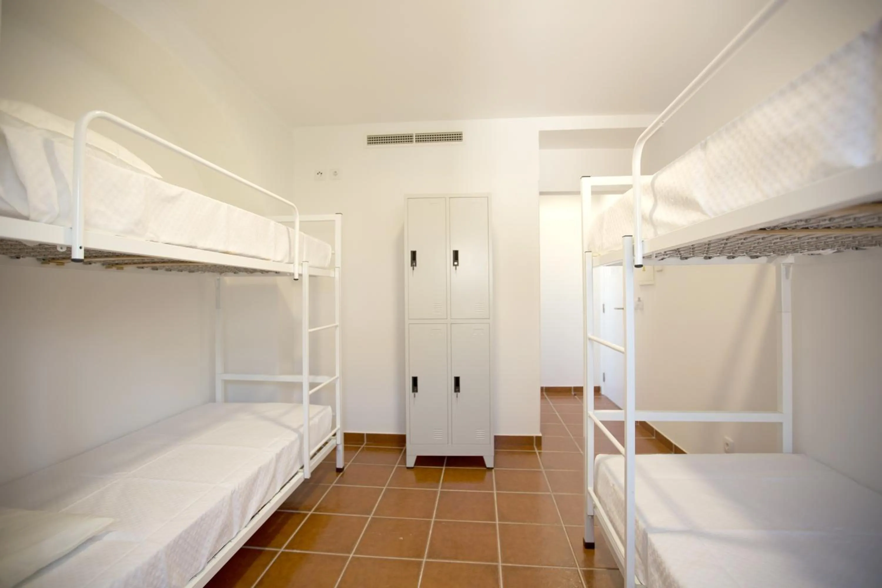 Bed in HI Évora – Pousada de Juventude