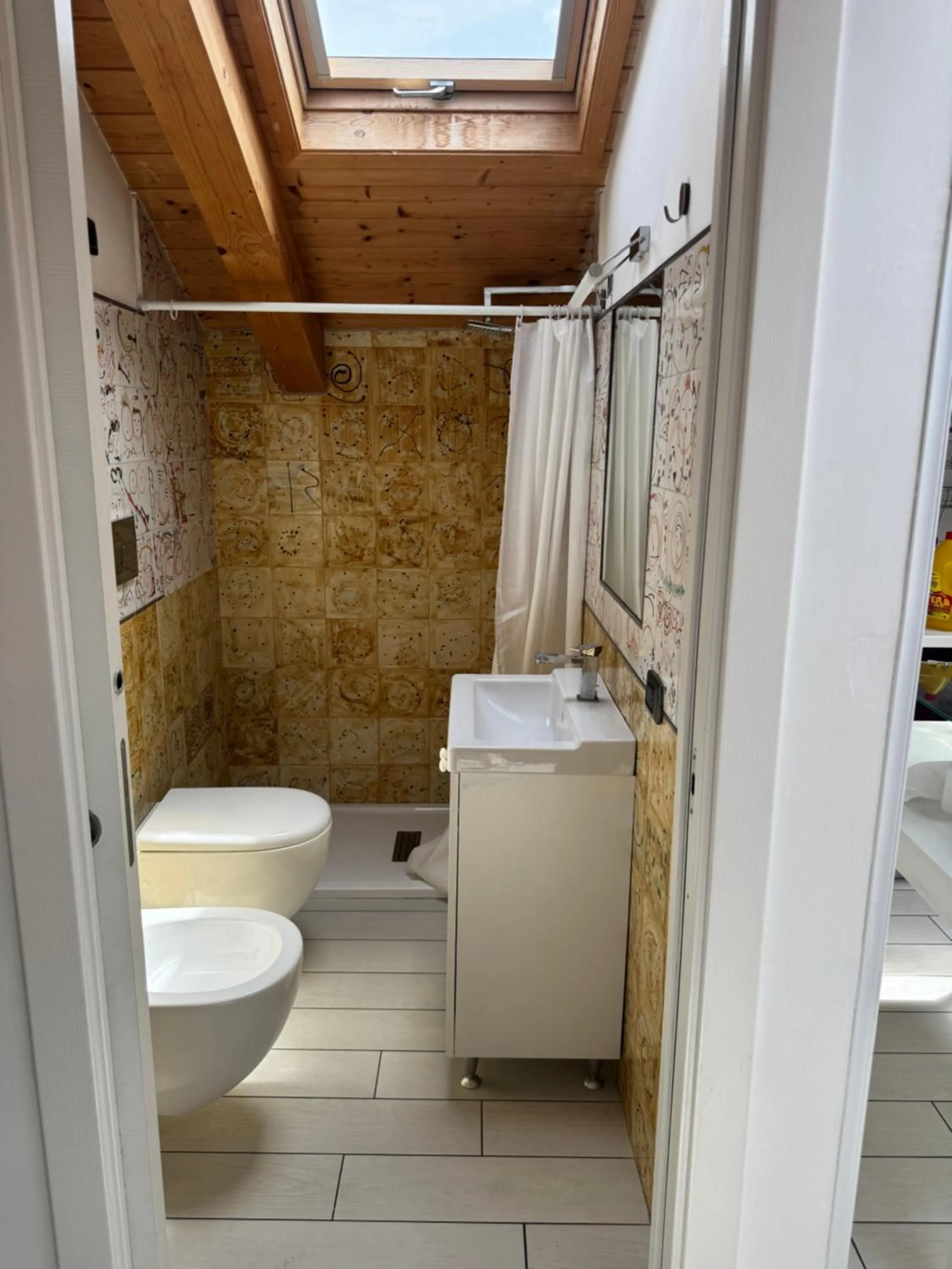 Shower in B&B La Chiave