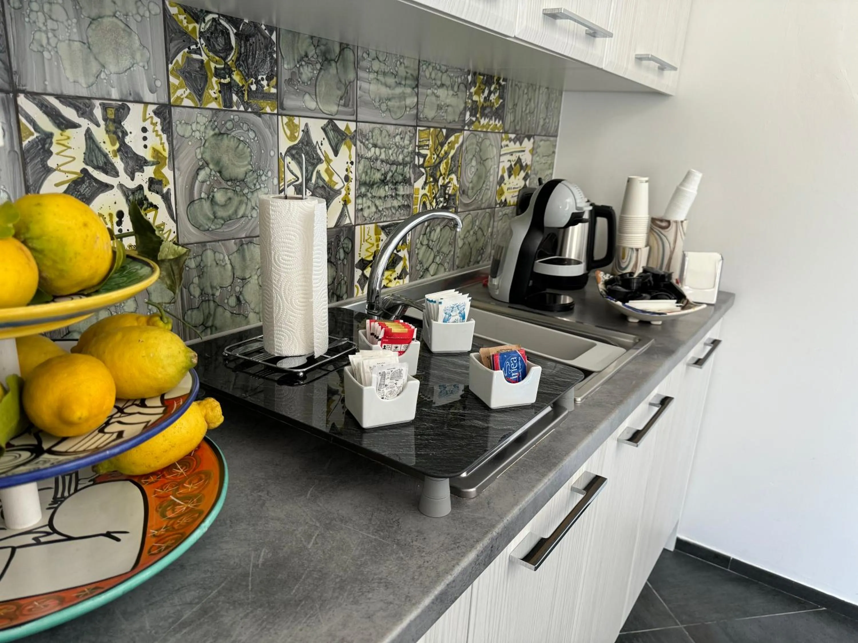 Coffee/tea facilities in B&B La Chiave