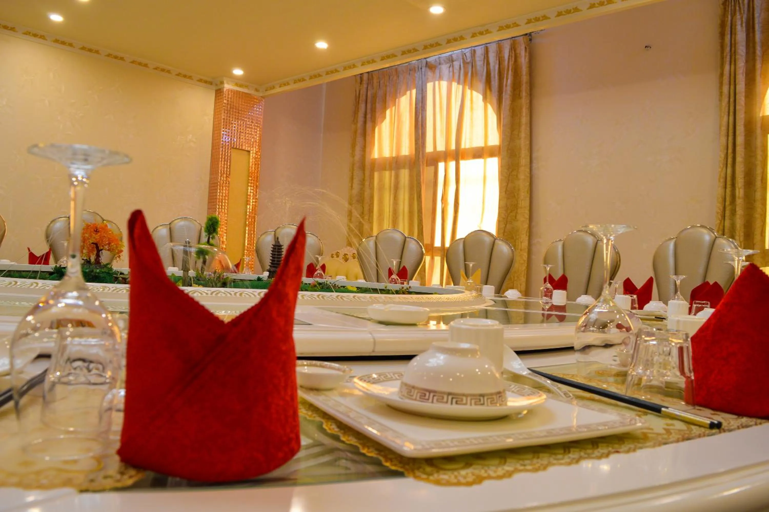 Restaurant/places to eat in Wuduria Hotel