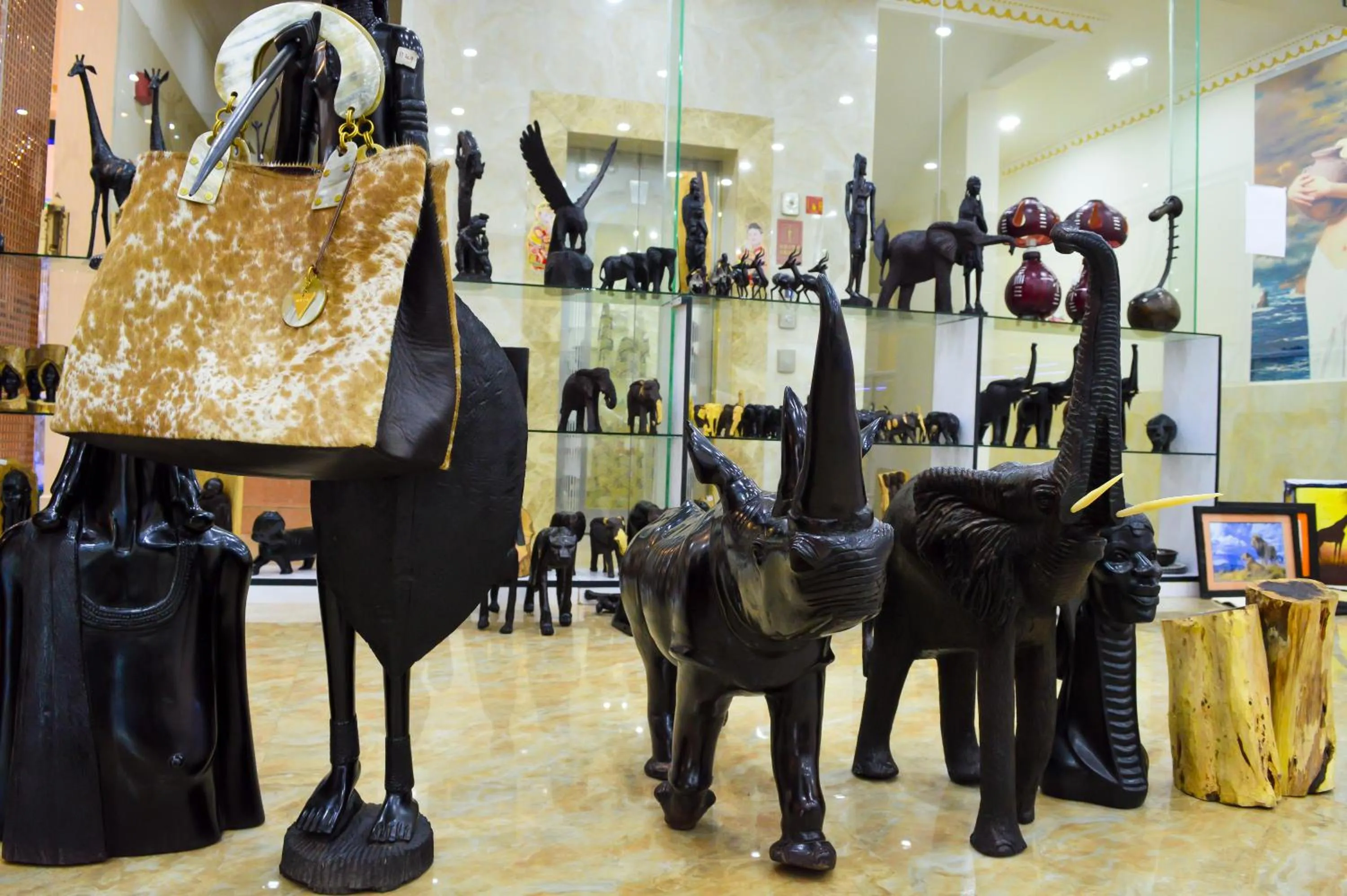 On-site shops in Wuduria Hotel