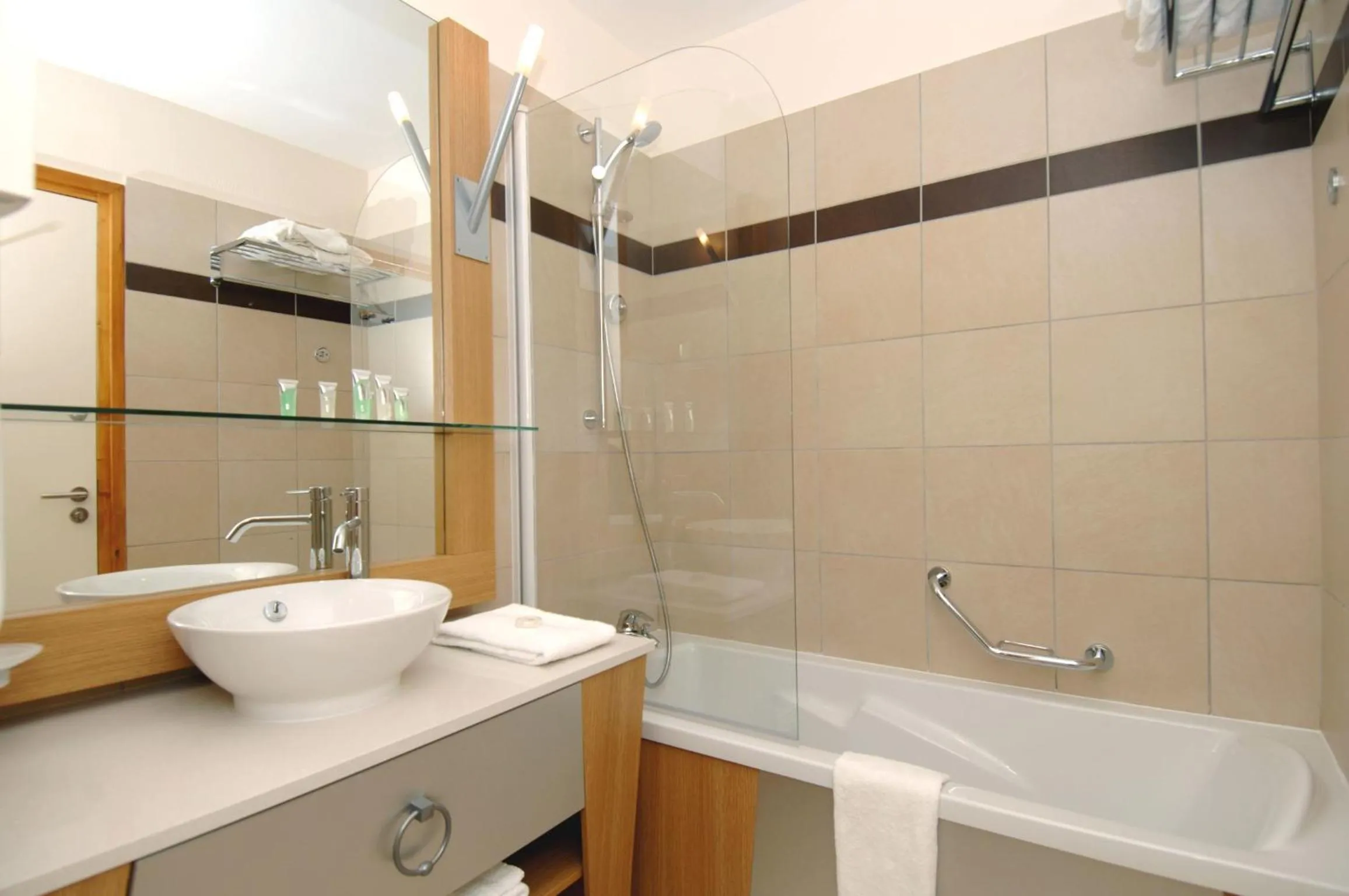 Bathroom in Hôtel Eden by Odalys