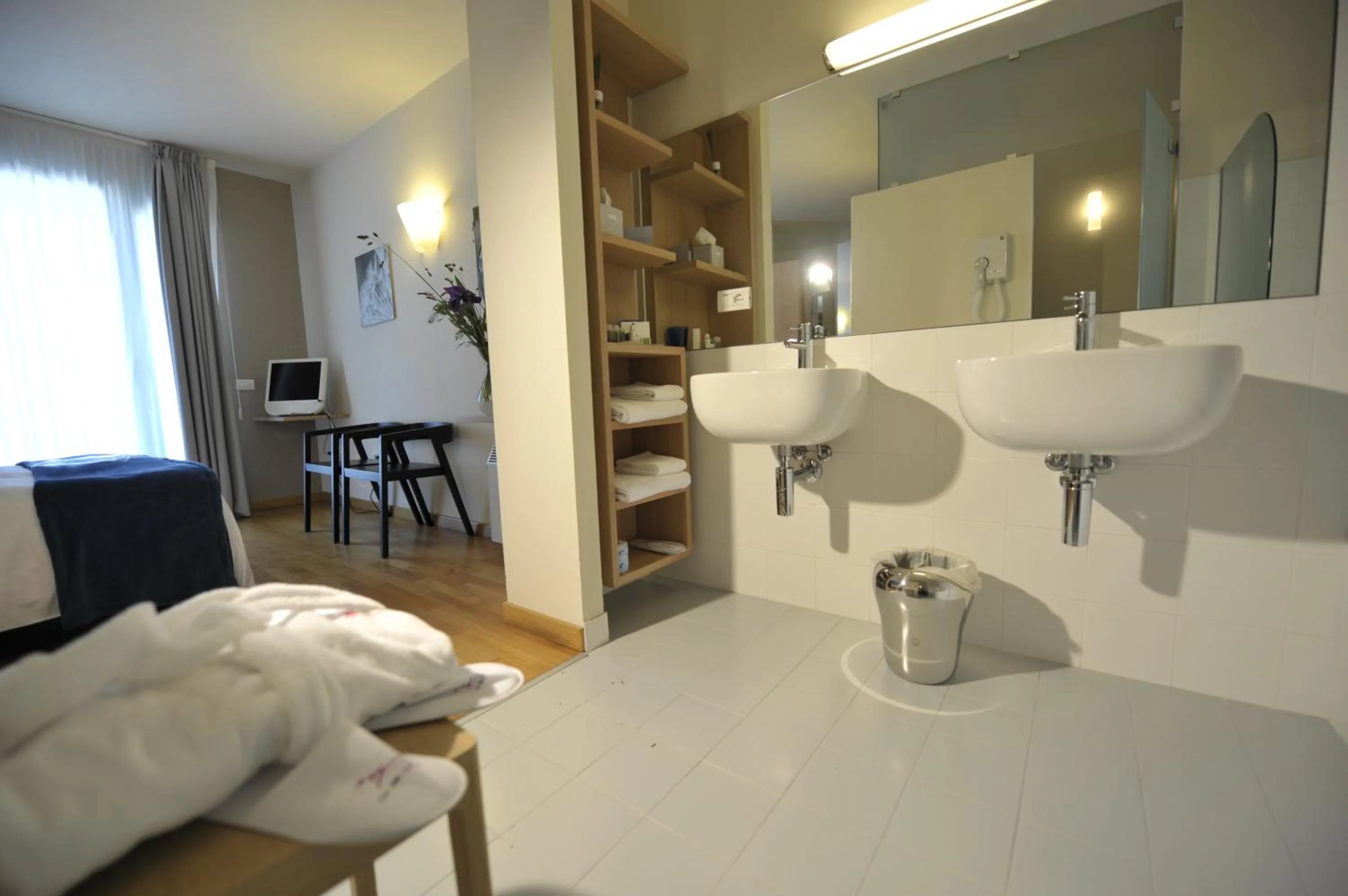 Bathroom, Bed in Ca' Del Lupo