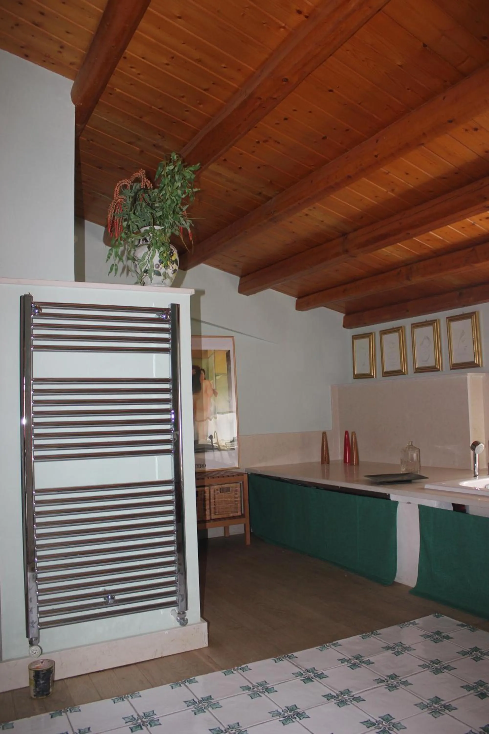 Bathroom, Bed in I Campanili