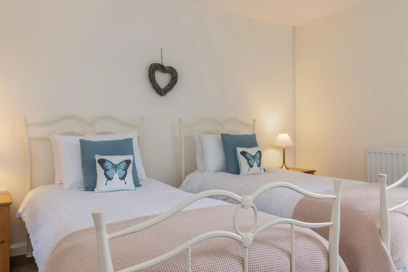 Bed in The Grainary Cottages