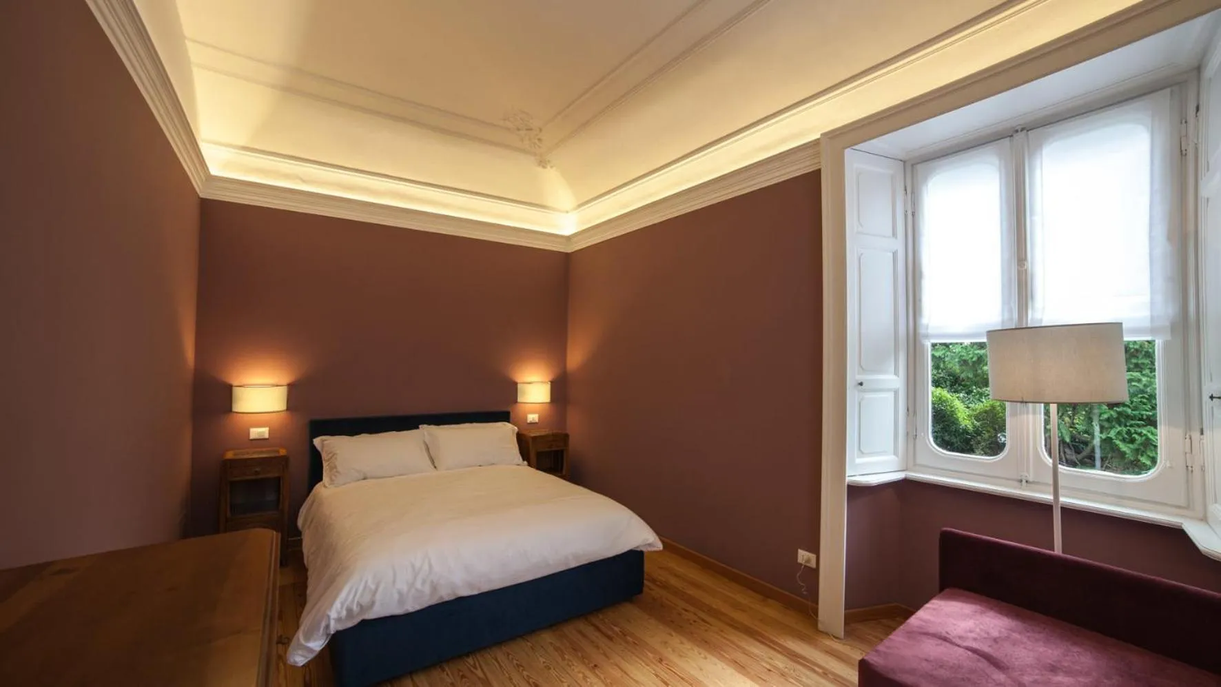 Photo of the whole room, Bed in Venegoni Maison De Charme