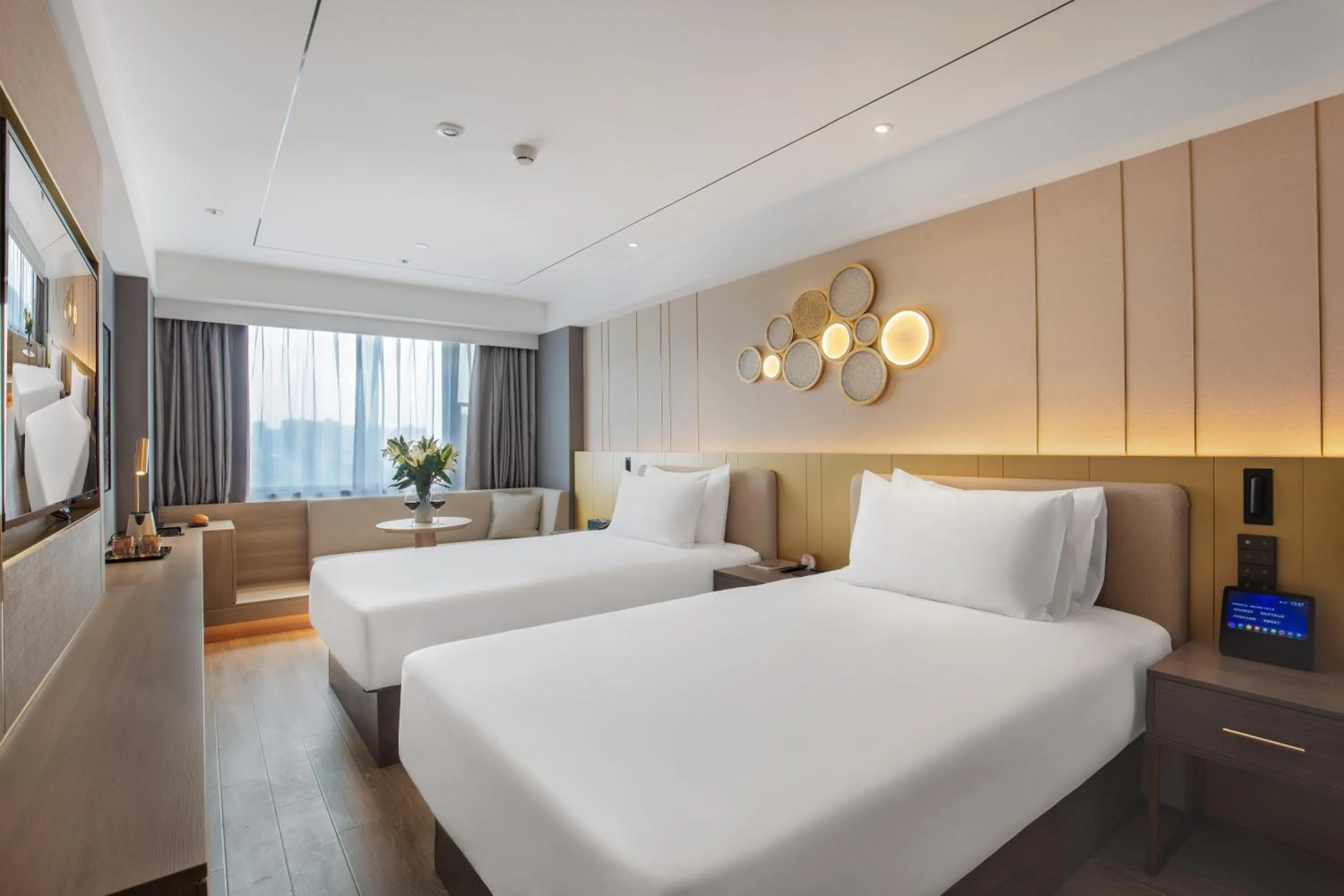 Photo of the whole room in Orange Beijing Yansha Landmark Hotel