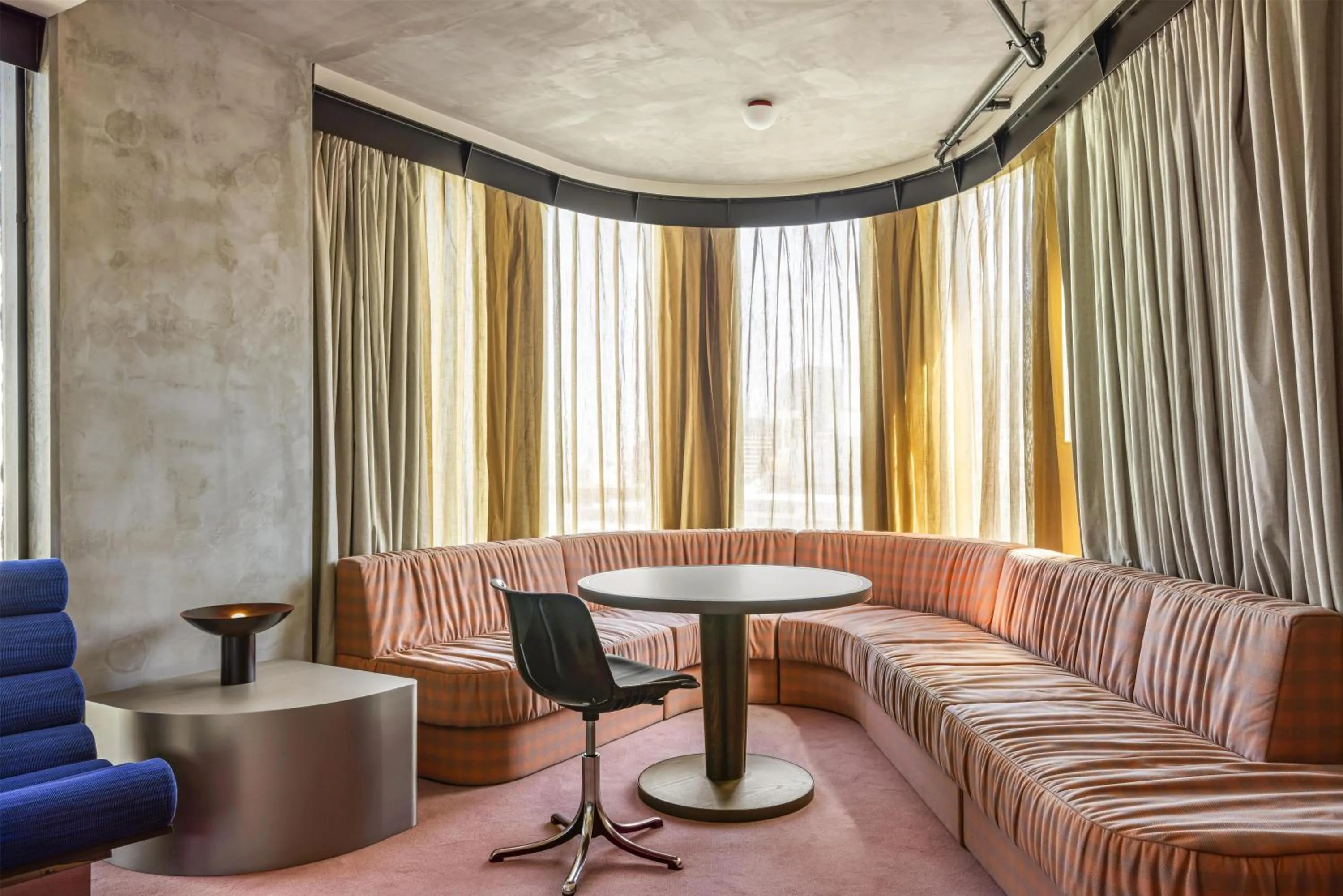 Bedroom in Hannah St Hotel Melbourne