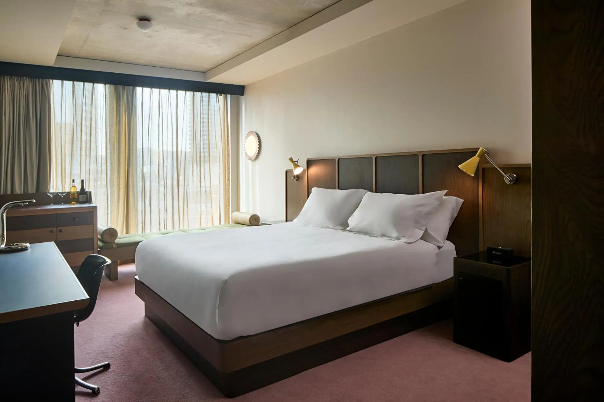 Bed in Hannah St Hotel Melbourne