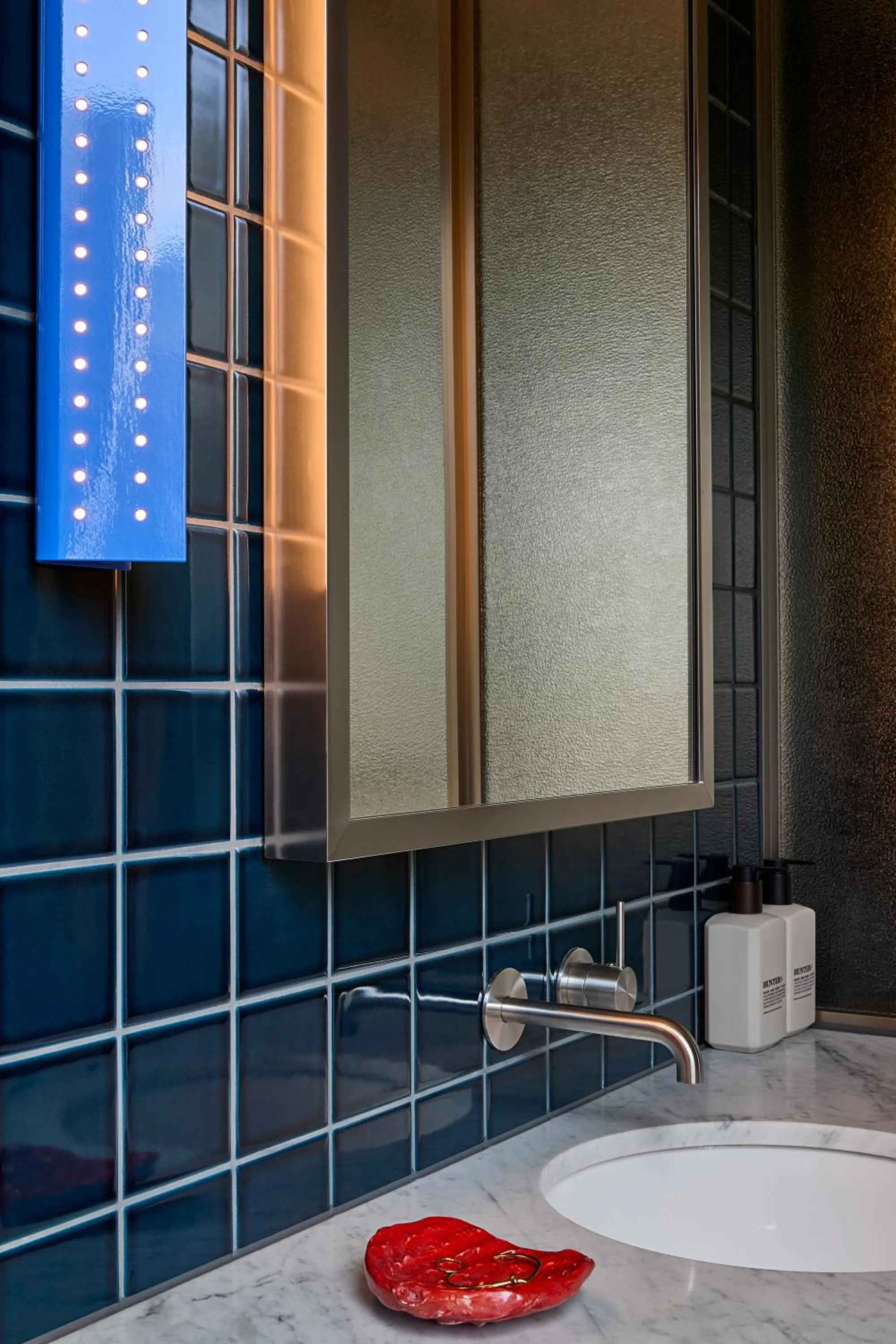 Bathroom in Hannah St Hotel Melbourne