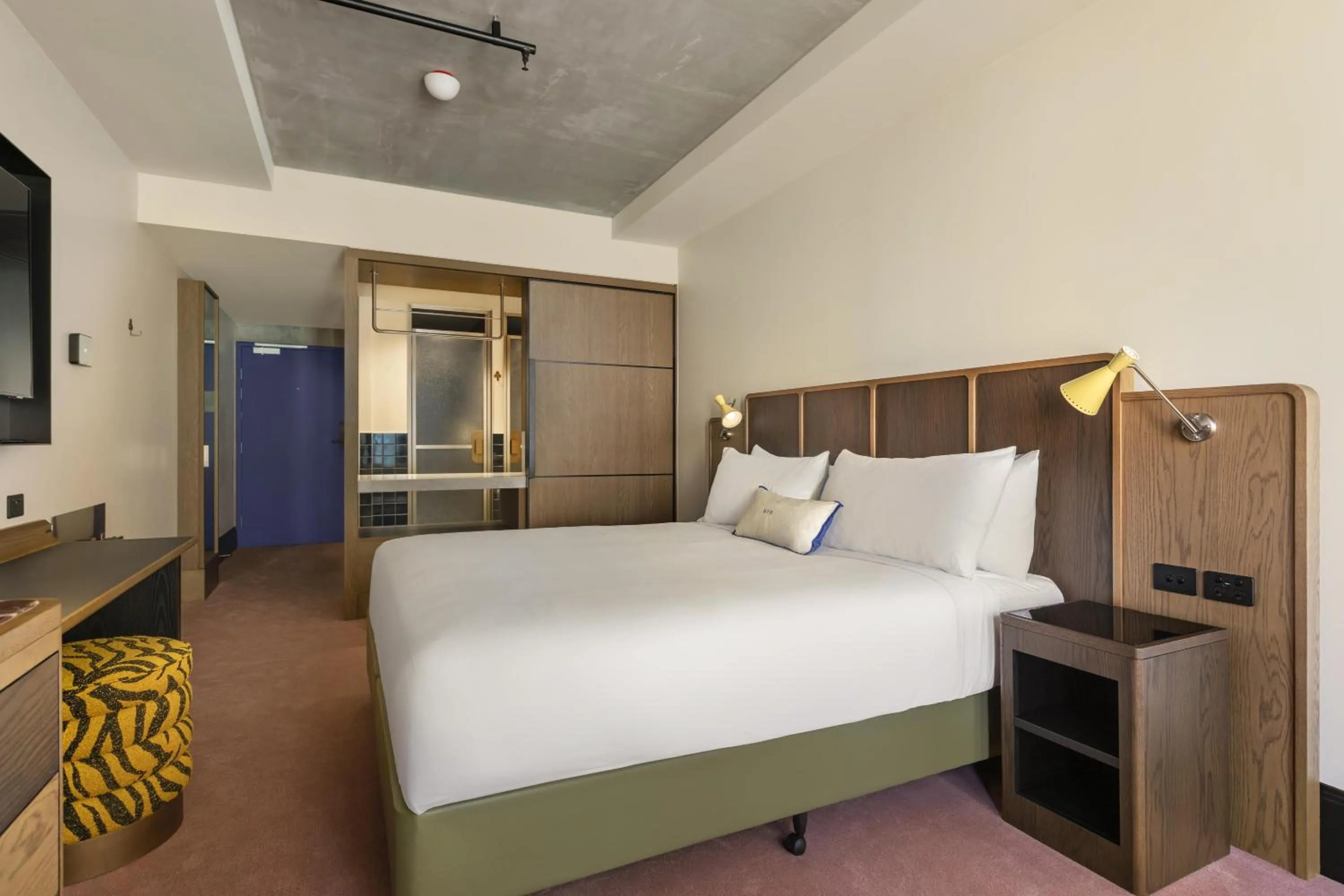 Bedroom, Bed in Hannah St Hotel Melbourne