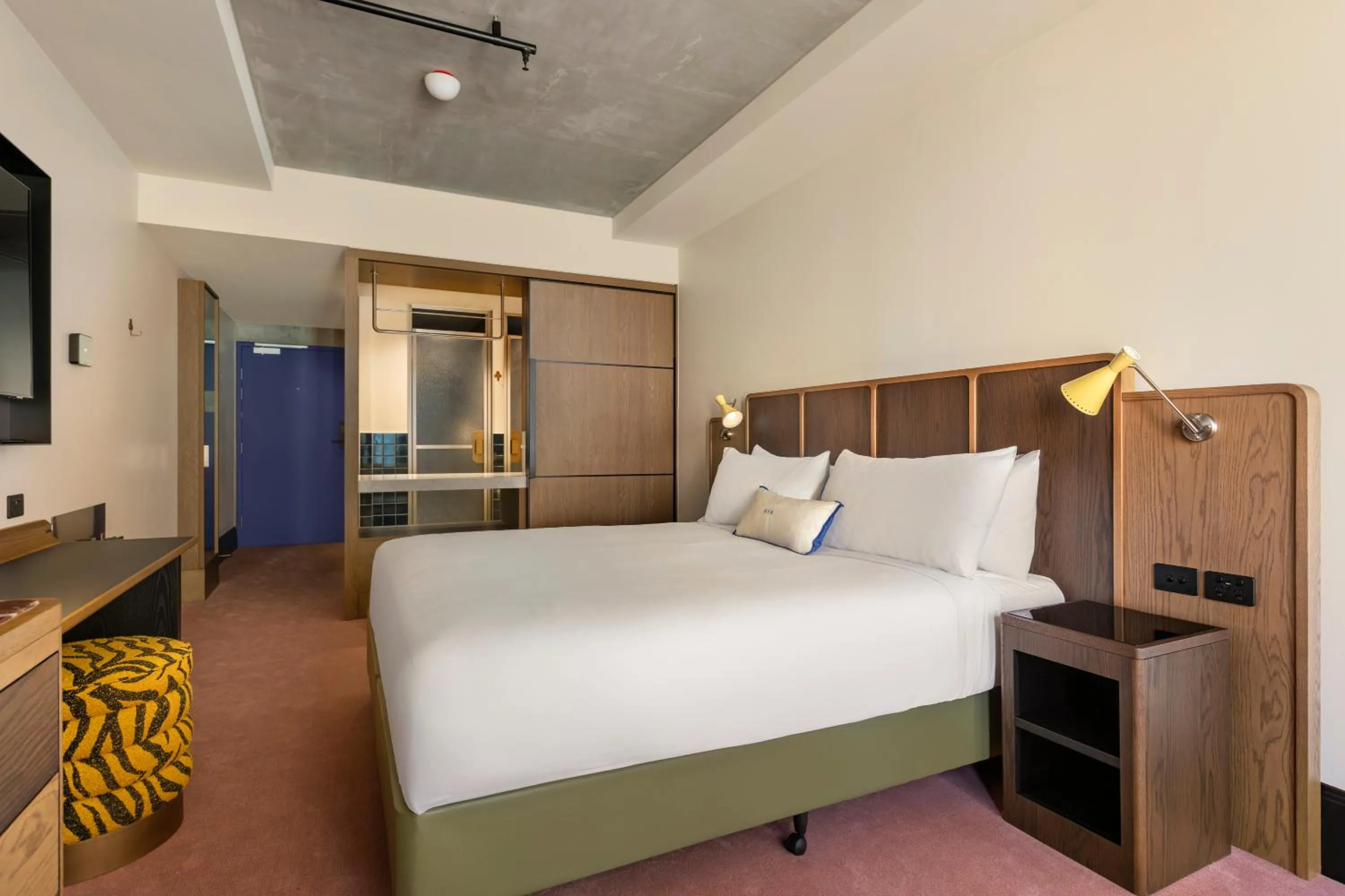 Bed in Hannah St Hotel Melbourne