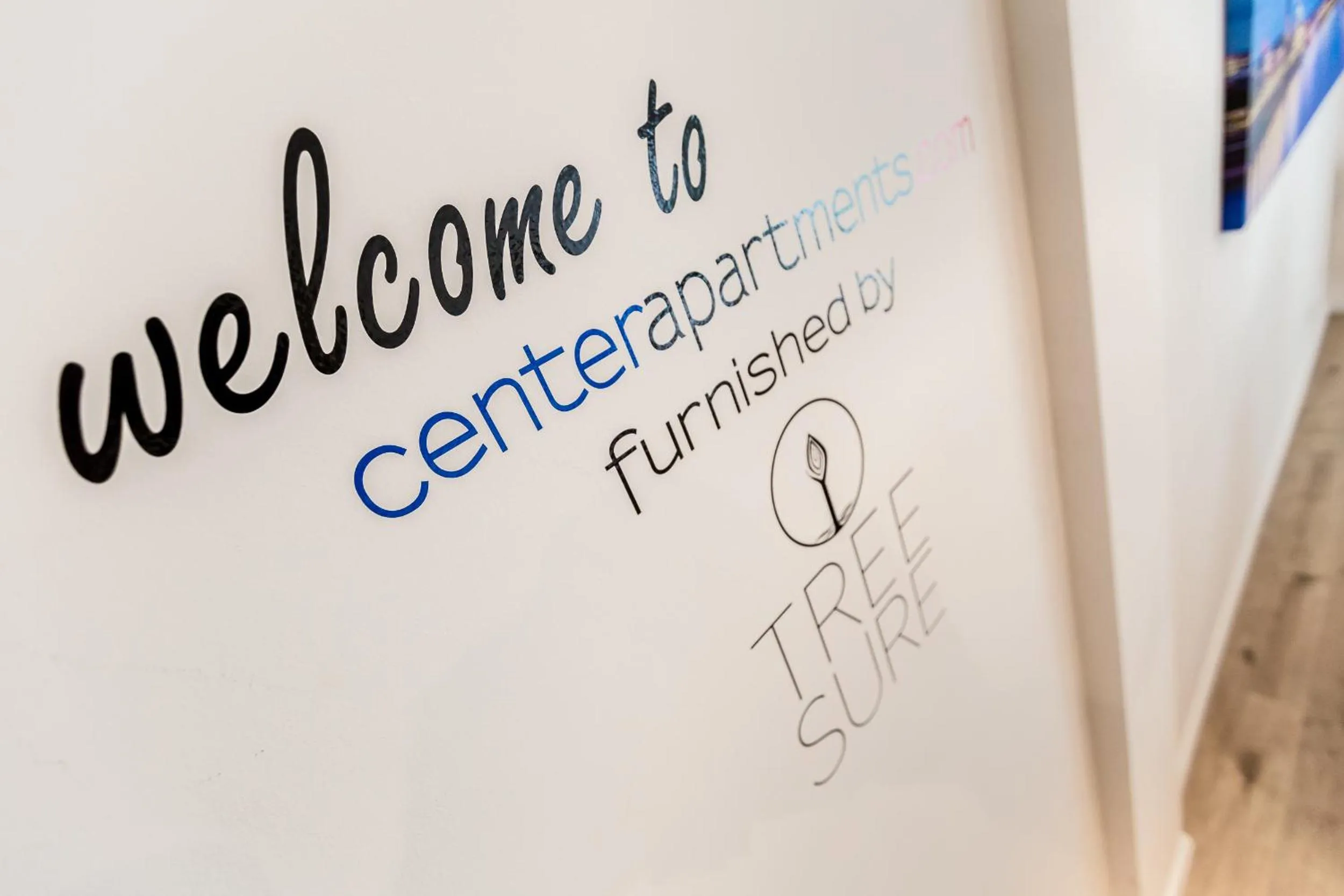 Property logo or sign in Centerapartments Tonhallenstraße