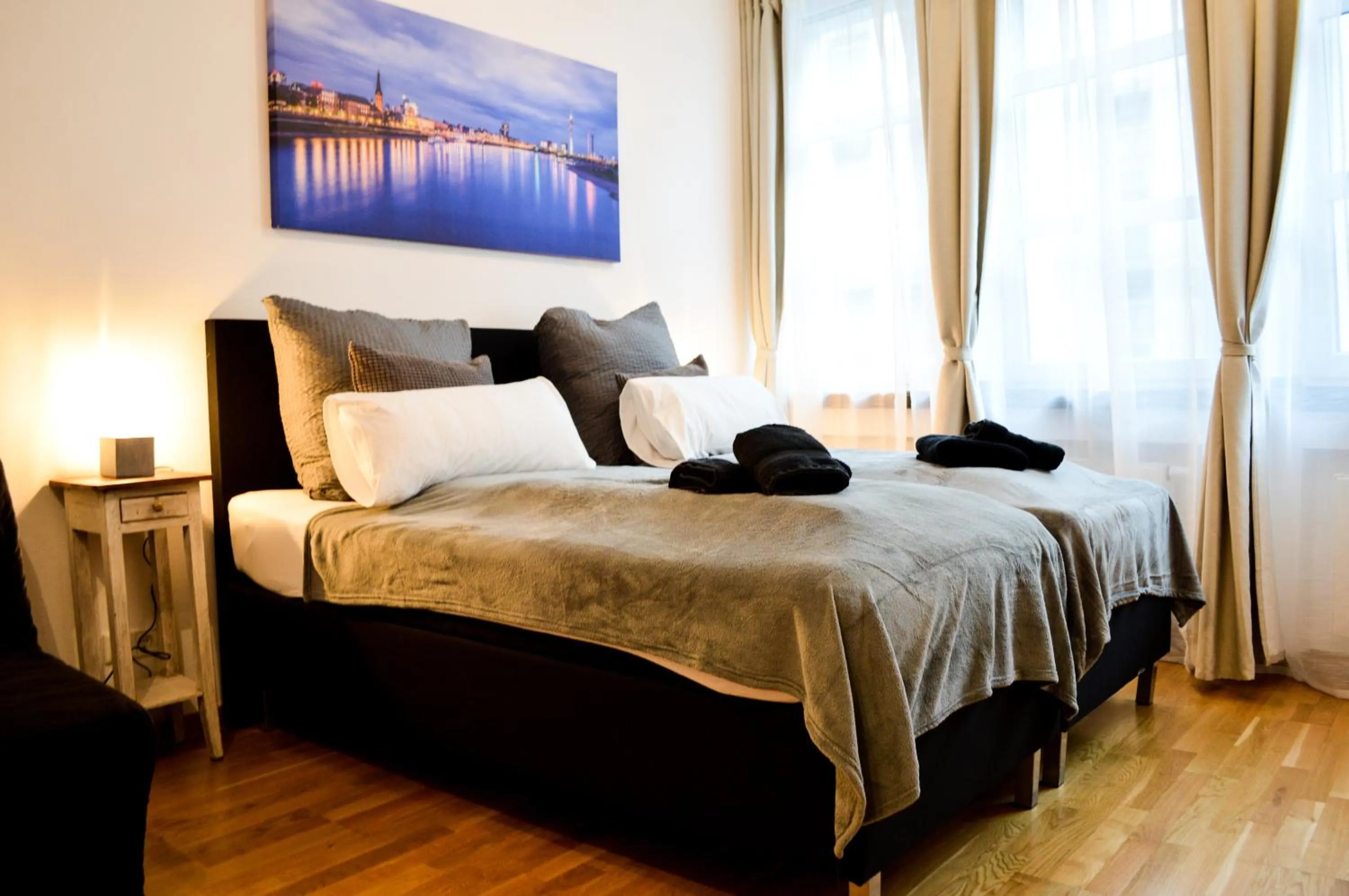 Bedroom, Bed in Centerapartments Tonhallenstraße