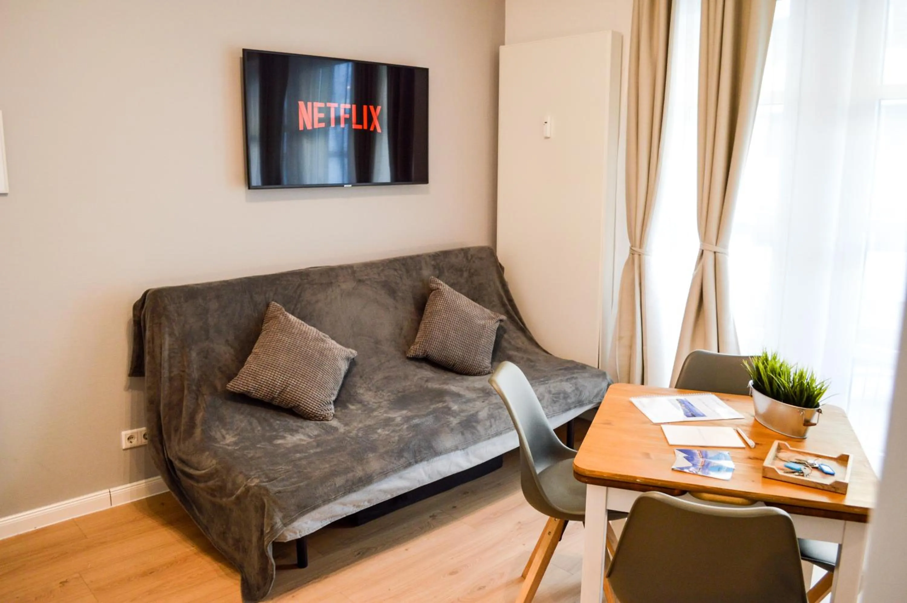 Seating area in Centerapartments Tonhallenstraße