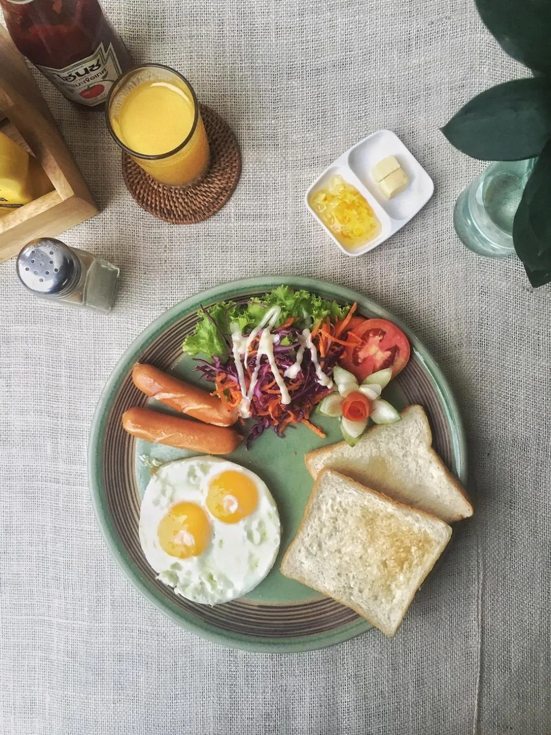 American breakfast in Huen Hug Chiang Mai