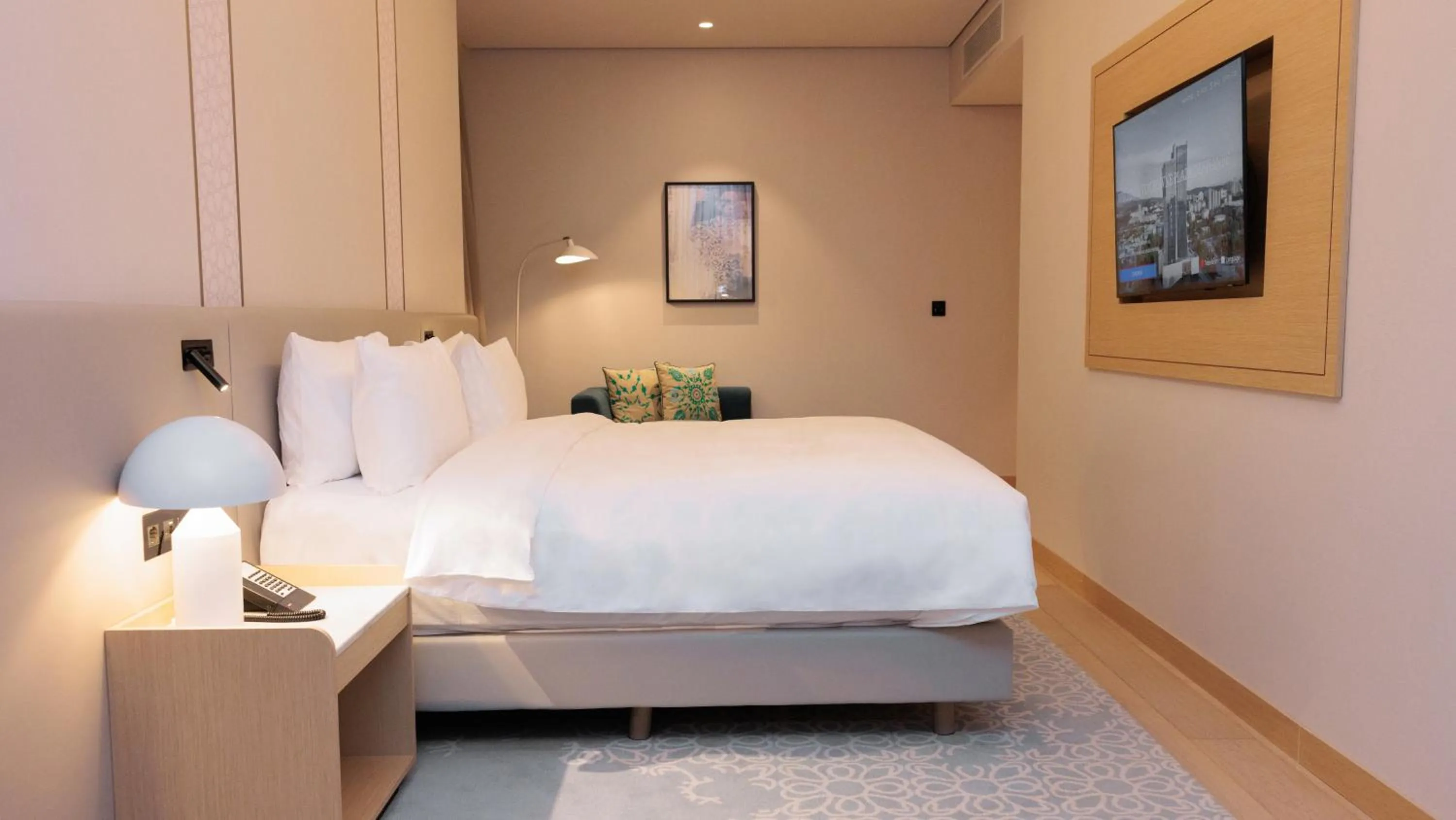 Bed in Crowne Plaza Dushanbe by IHG