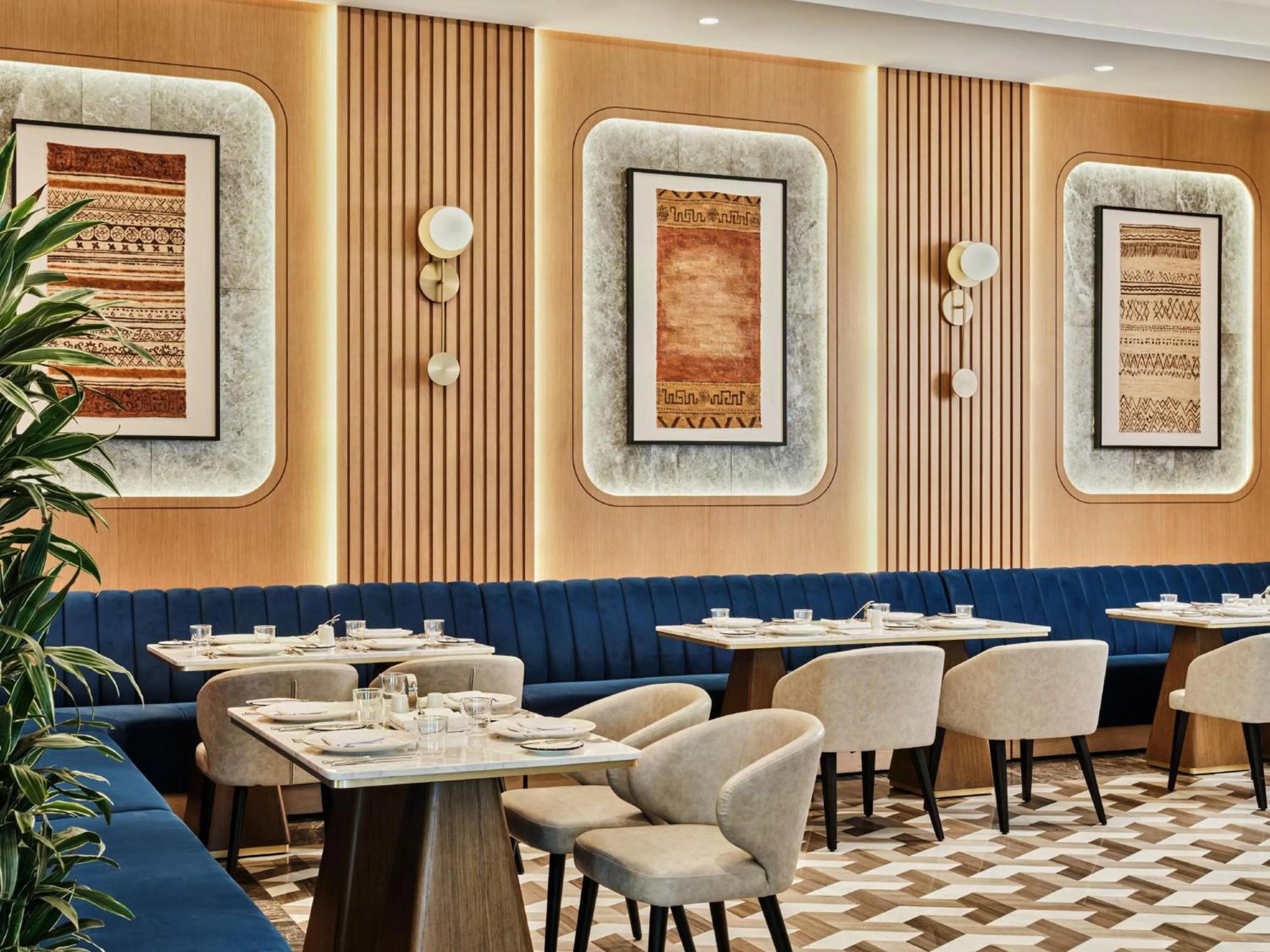 Restaurant/places to eat in Crowne Plaza Dushanbe by IHG