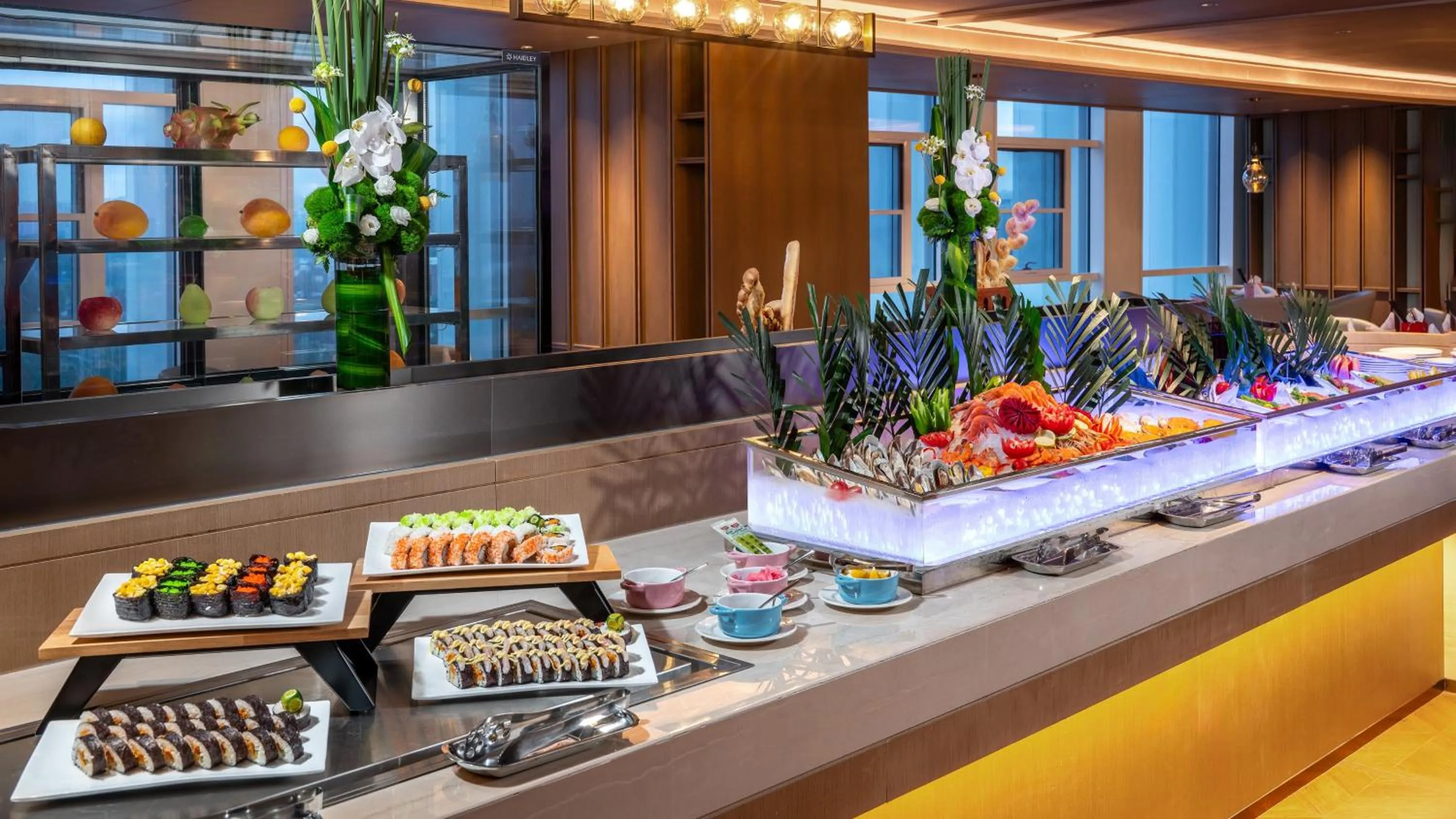 Restaurant/places to eat in Holiday Inn Xingtai Quancheng by IHG