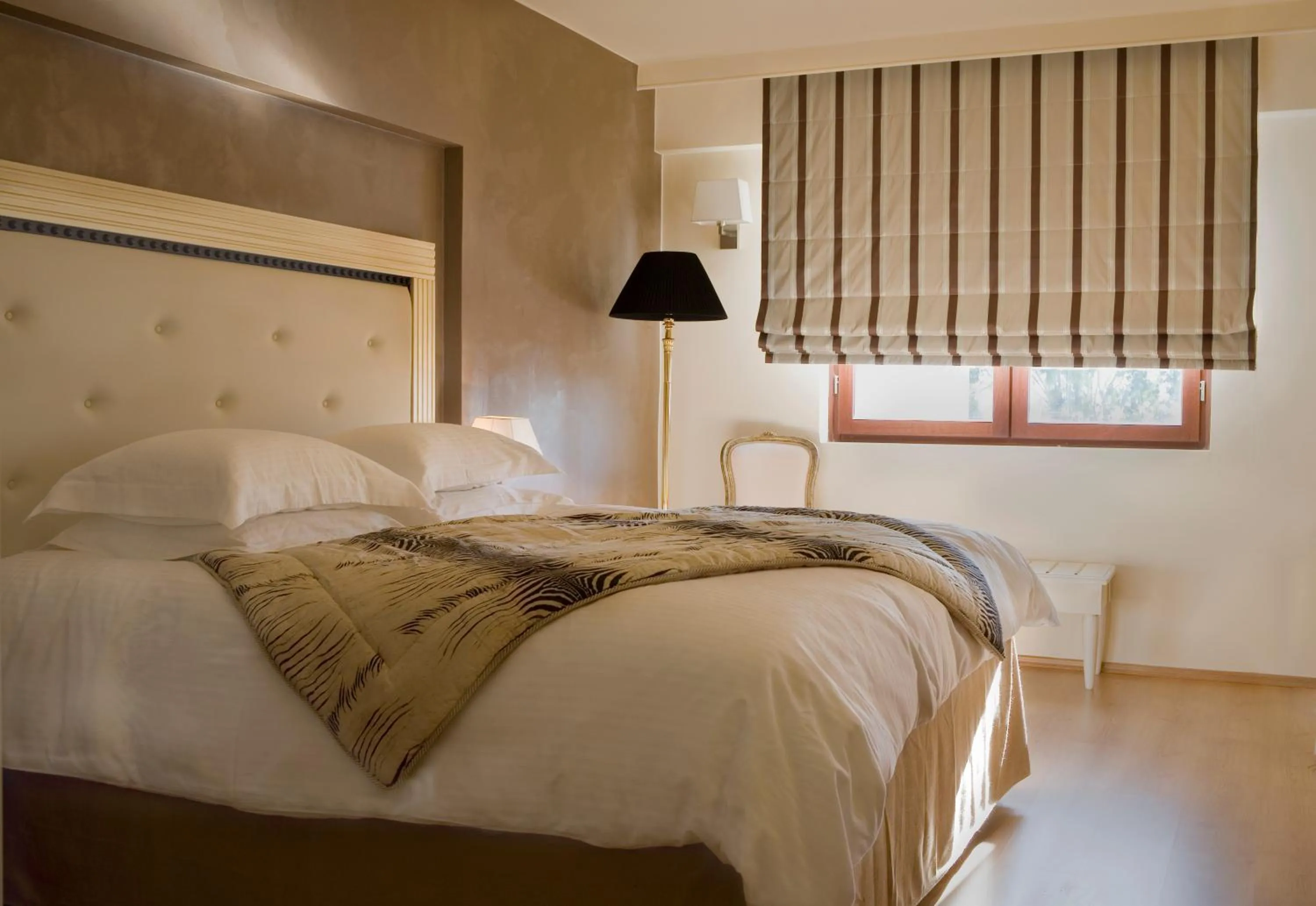 Photo of the whole room, Bed in Valis Resort Hotel