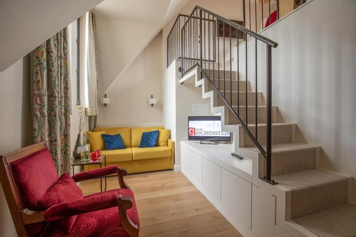 Seating area in Burg Reichenstein