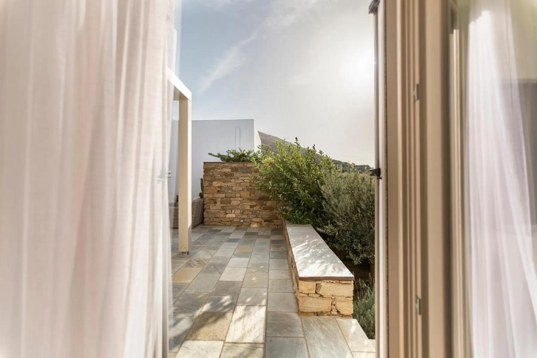 White Tinos Luxury Suites