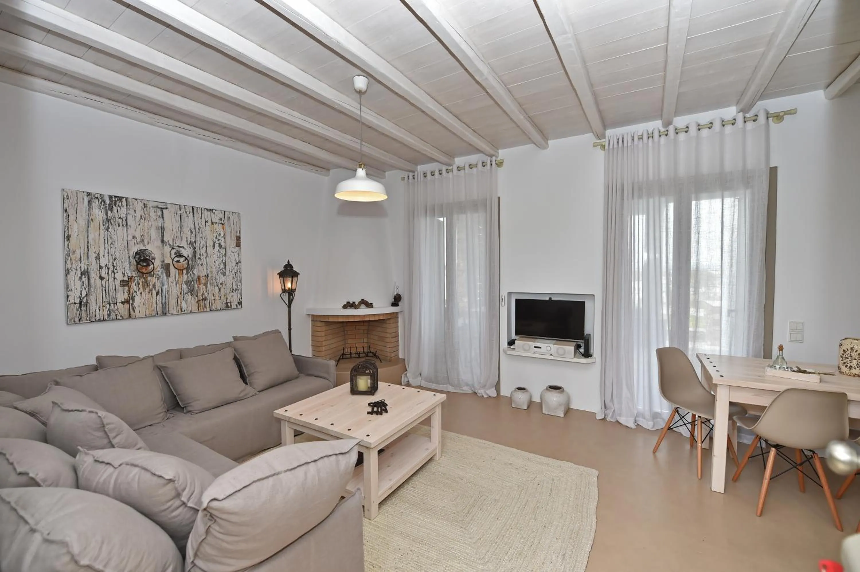 Living room in White Tinos Luxury Suites