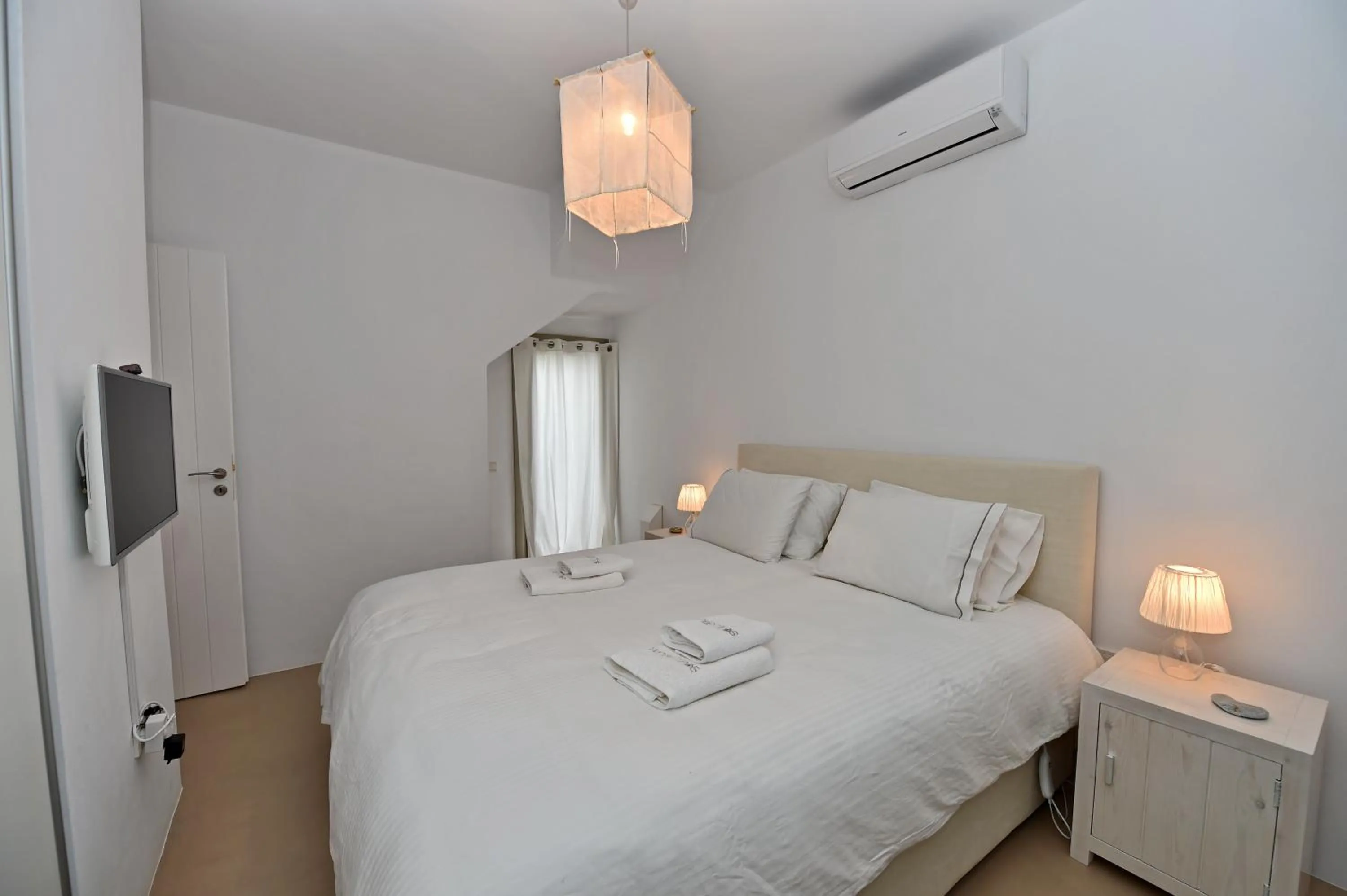 Bedroom, Bed in White Tinos Luxury Suites
