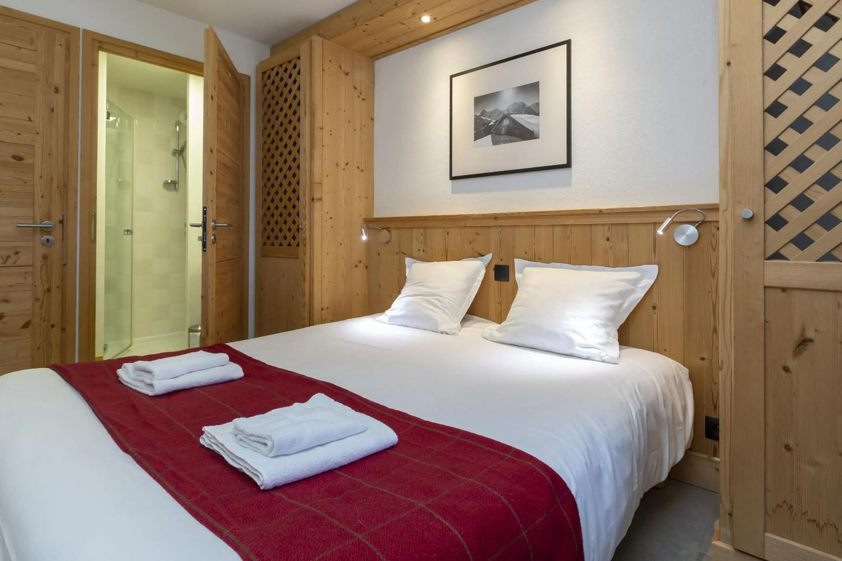 Bedroom, Bed in Résidence Odalys Les Fermes de Châtel